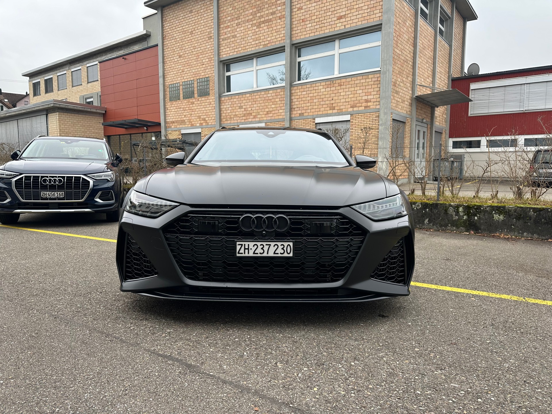 AUDI RS6 Avant 4.0 TFSI V8 quattro-image-2