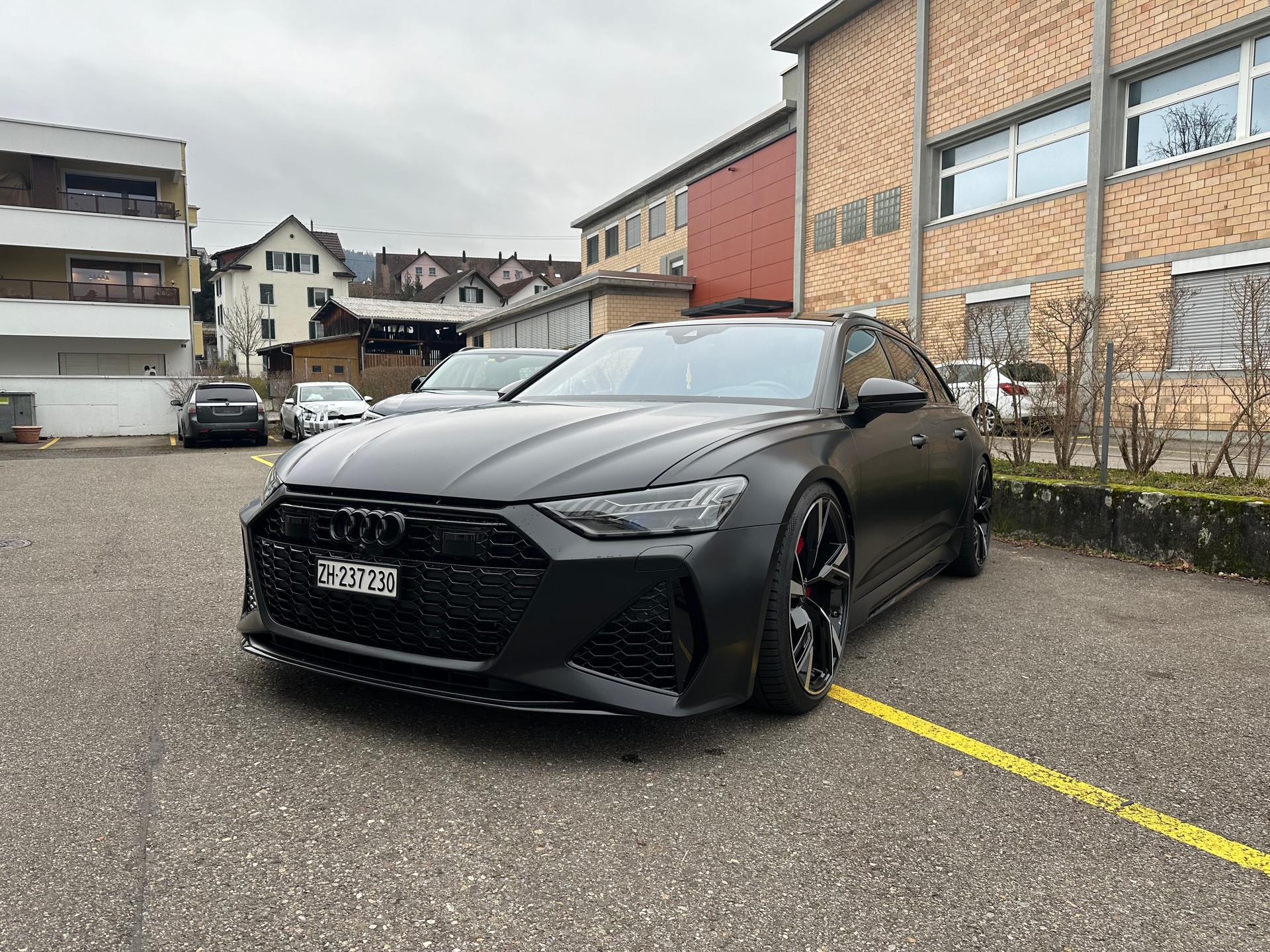 AUDI RS6 Avant 4.0 TFSI V8 quattro-image-1