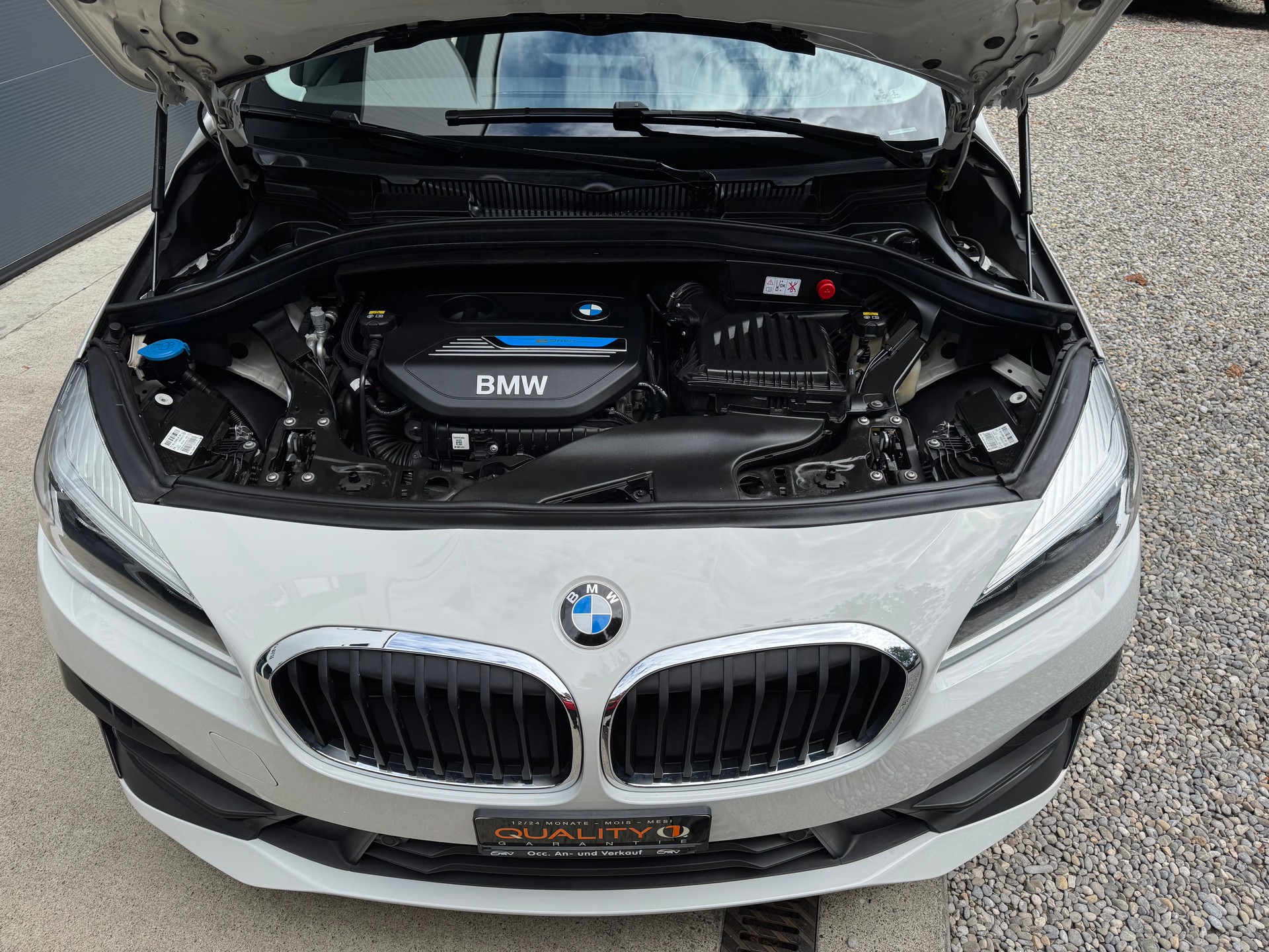 BMW 225xe iPerformance Active Tourer Steptronic-image-13