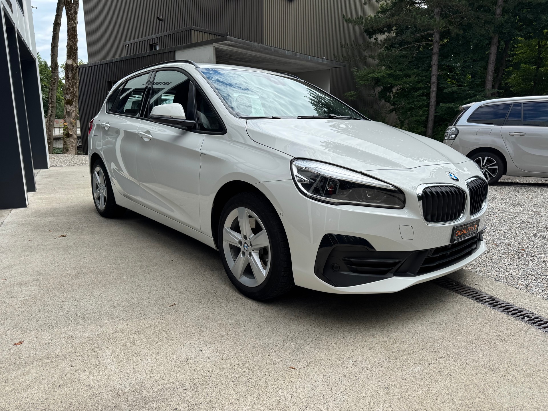 BMW 225xe iPerformance Active Tourer Steptronic-image-14