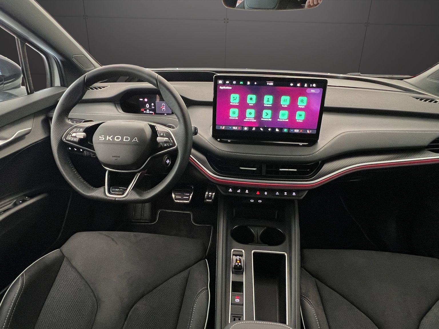 SKODA Enyaq 85 Sportline-image-8