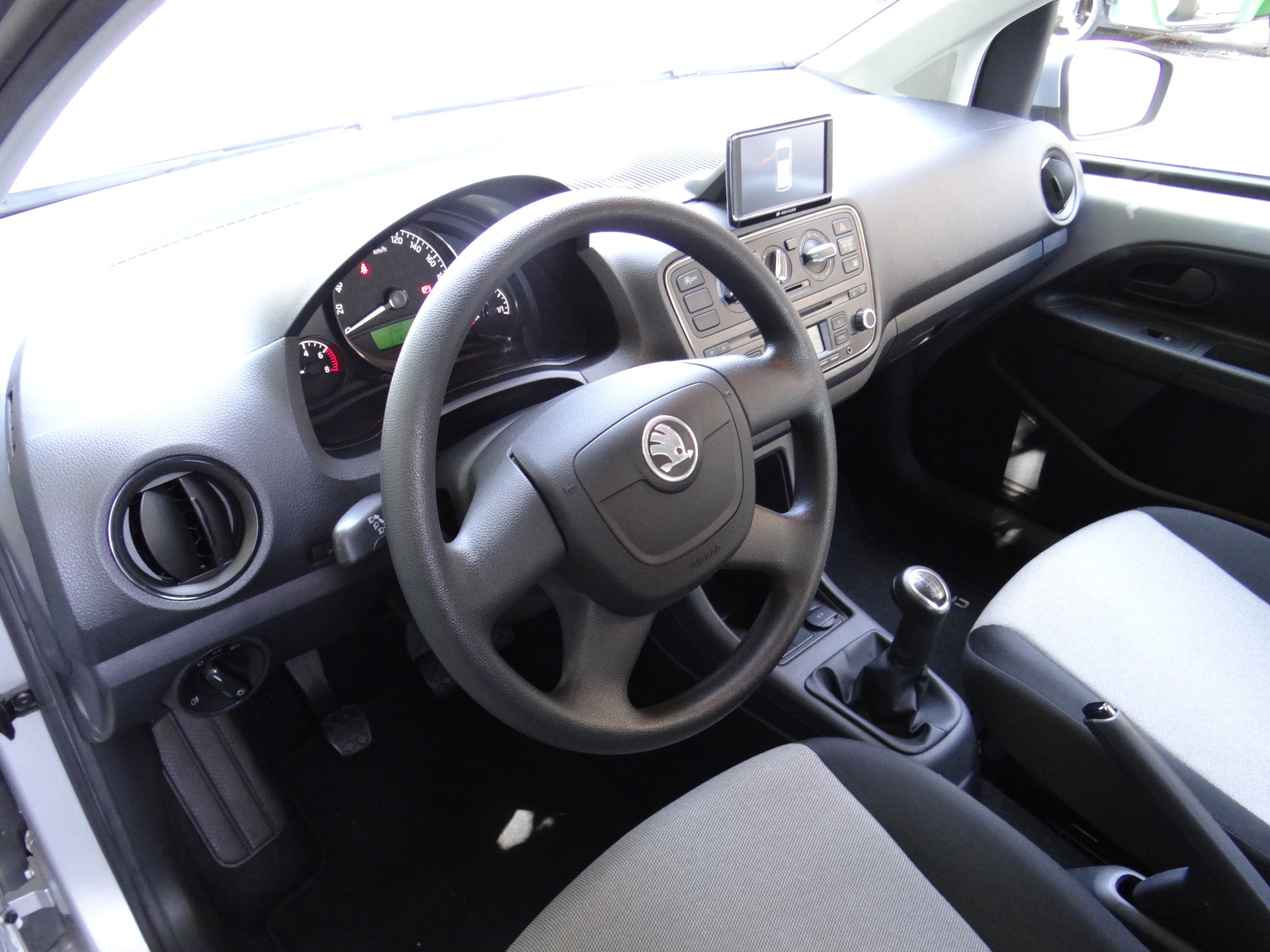 SKODA Citigo 1.0 G-tec Active-image-8