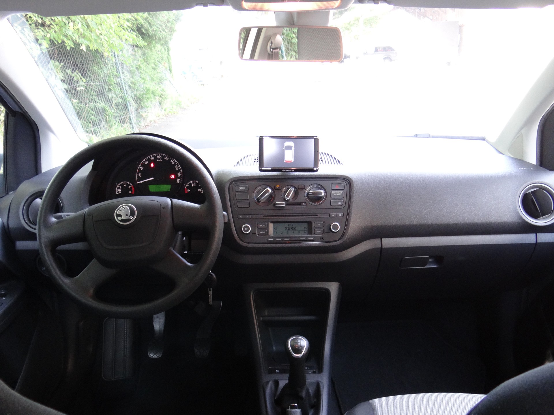 SKODA Citigo 1.0 G-tec Active-image-11