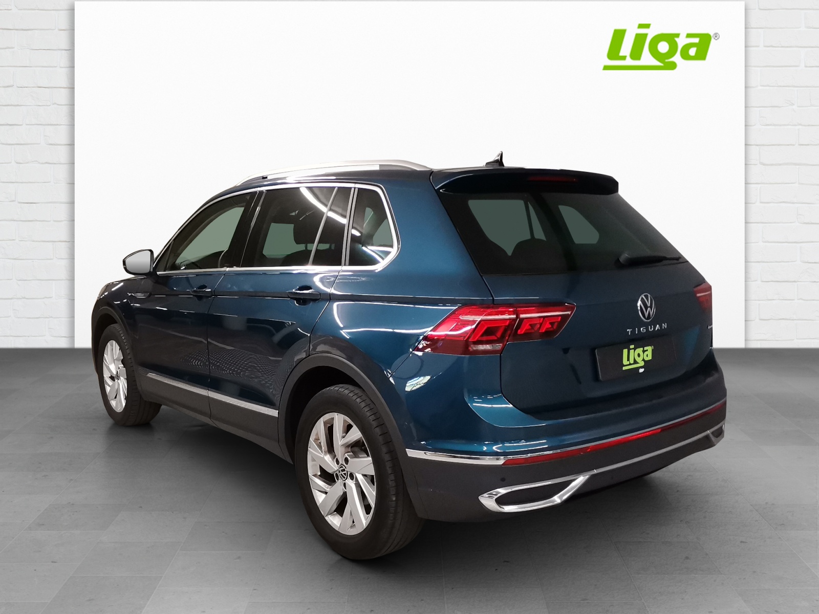 VW Tiguan 2.0 TDI SCR Elegance DSG-image-3