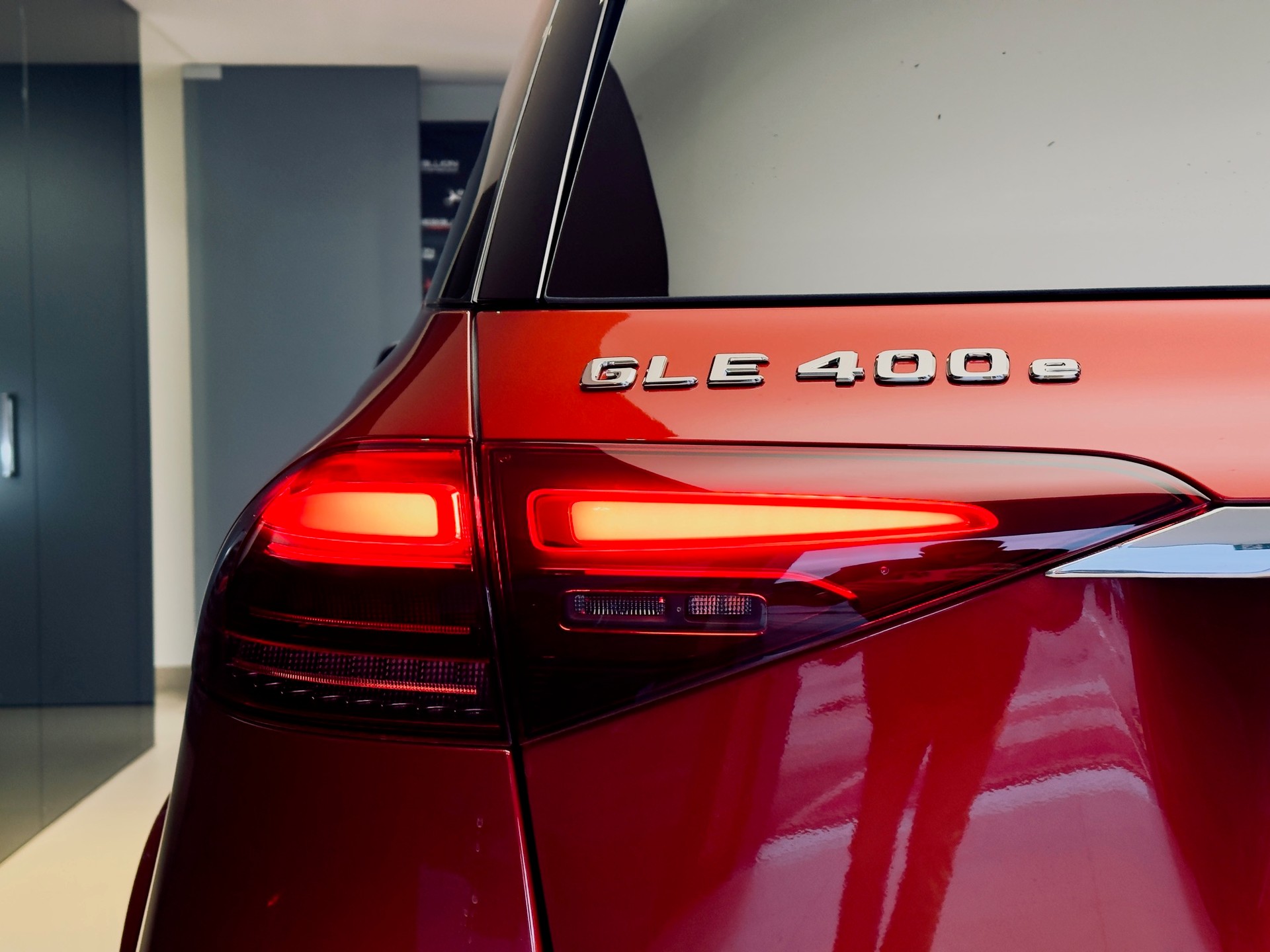 MERCEDES-BENZ GLE 400 e 4Matic 9G-Tronic-image-9