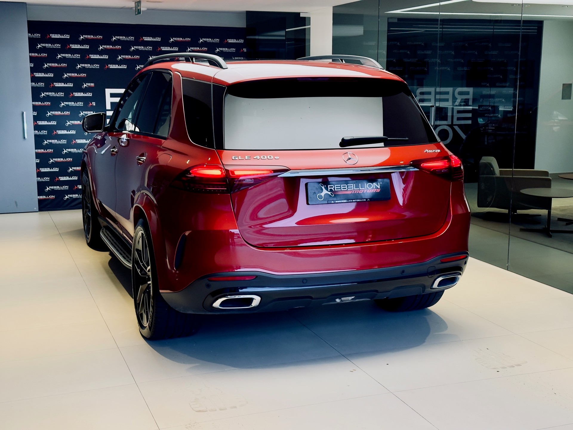 MERCEDES-BENZ GLE 400 e 4Matic 9G-Tronic-image-8