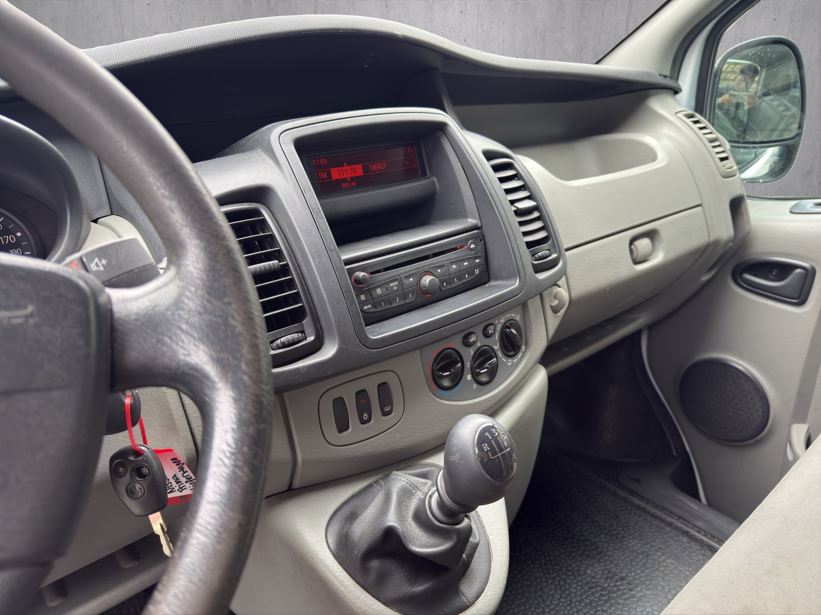 NISSAN Primastar 2.0dCi 115 L2H1 Comfort 2.9t-image-11