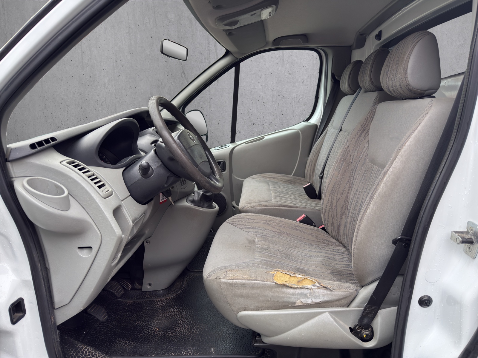 NISSAN Primastar 2.0dCi 115 L2H1 Comfort 2.9t-image-8