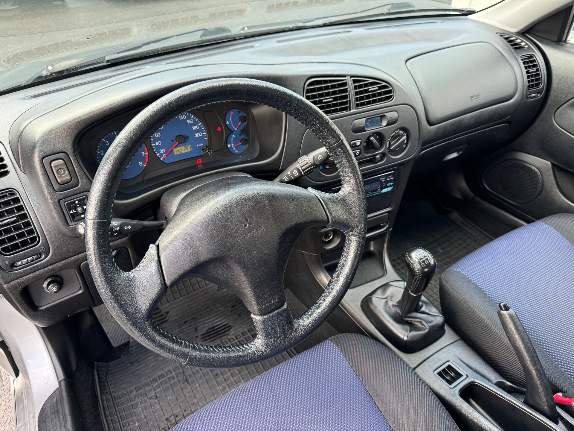 MITSUBISHI Colt 1.3 16V Premium-image-8