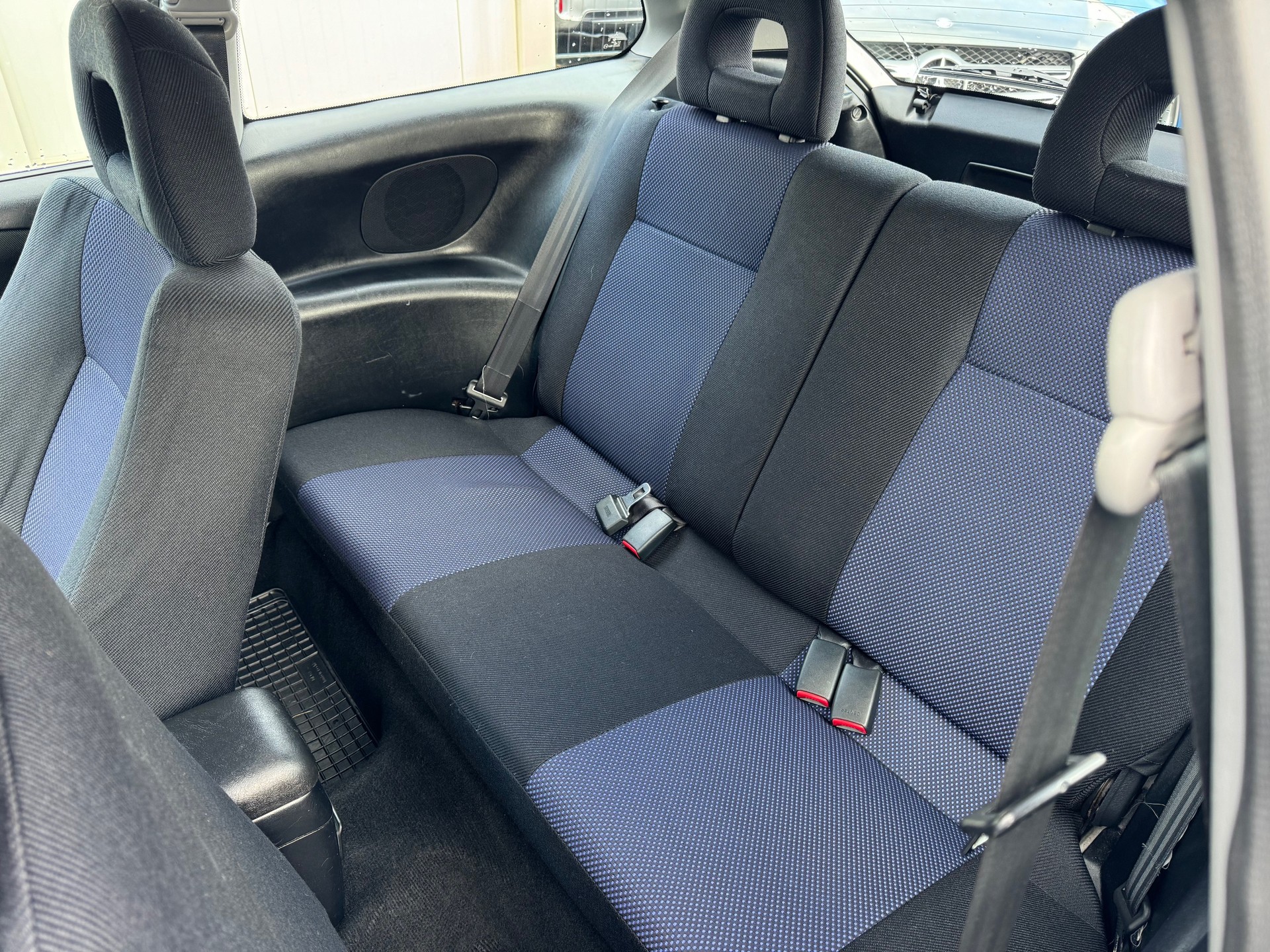MITSUBISHI Colt 1.3 16V Premium-image-9