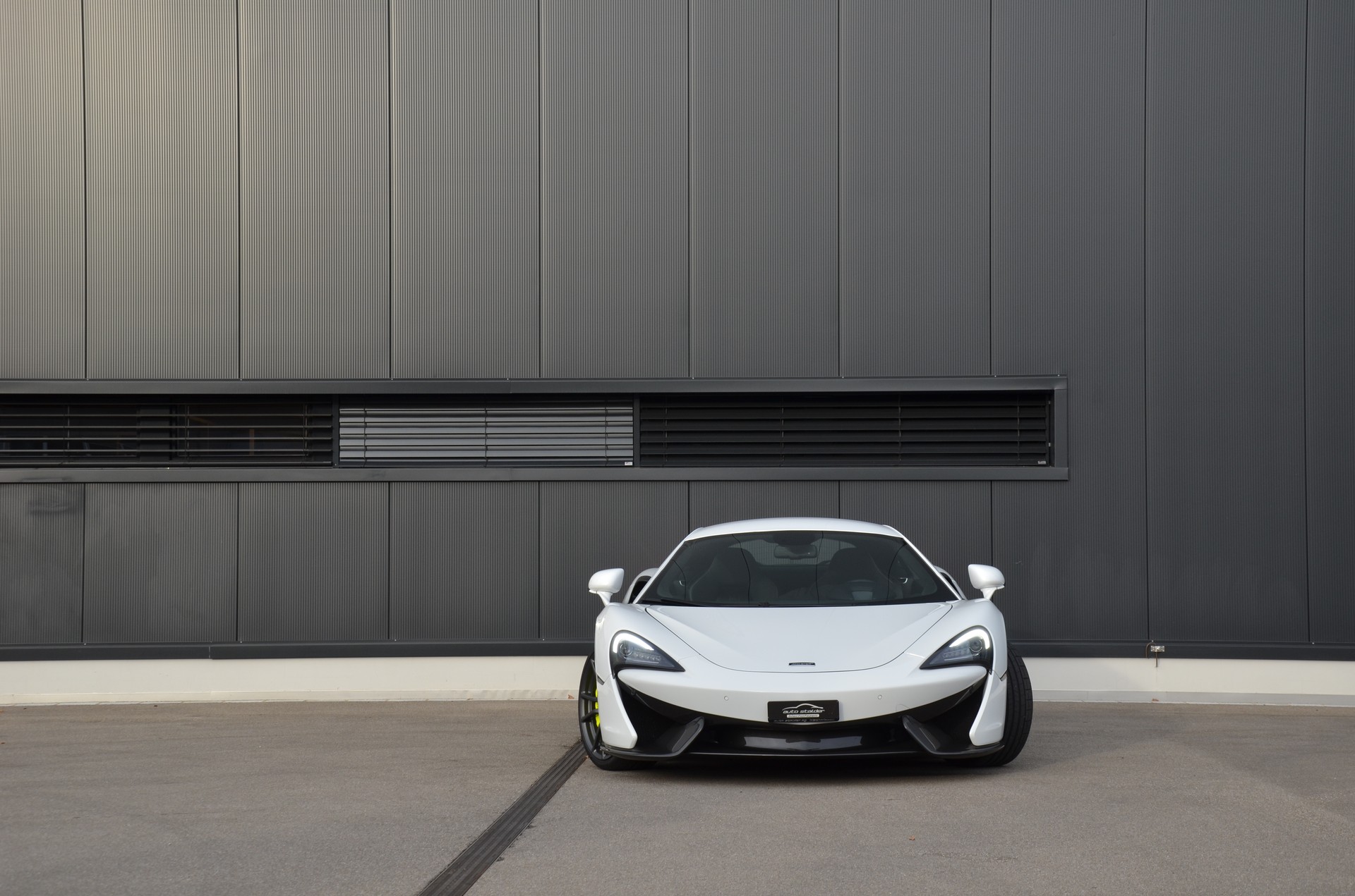 McLAREN 570S Coupé 3.8 V8 SSG-image-6