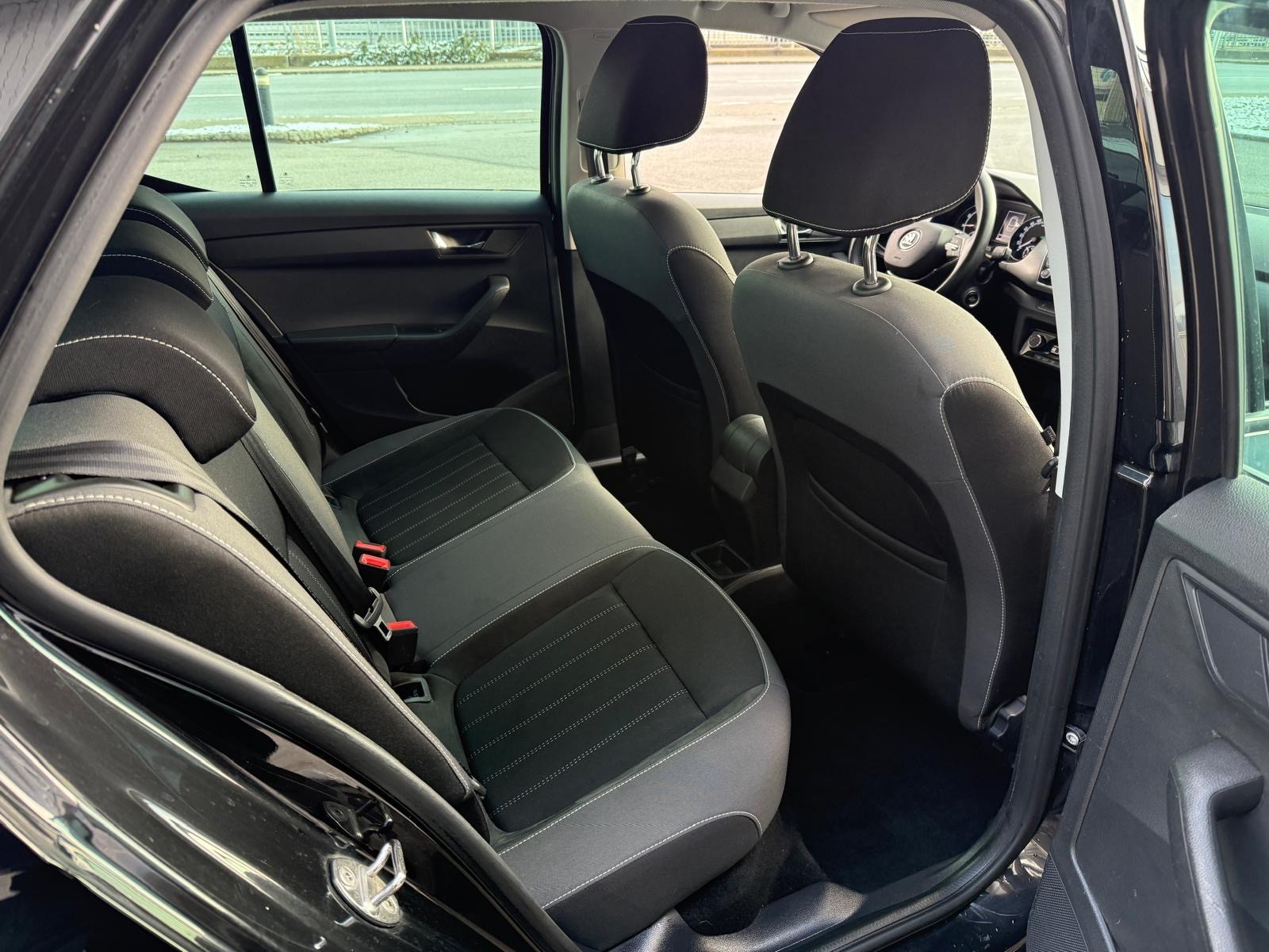 SKODA Fabia 1.0 TSI Style DSG-image-20