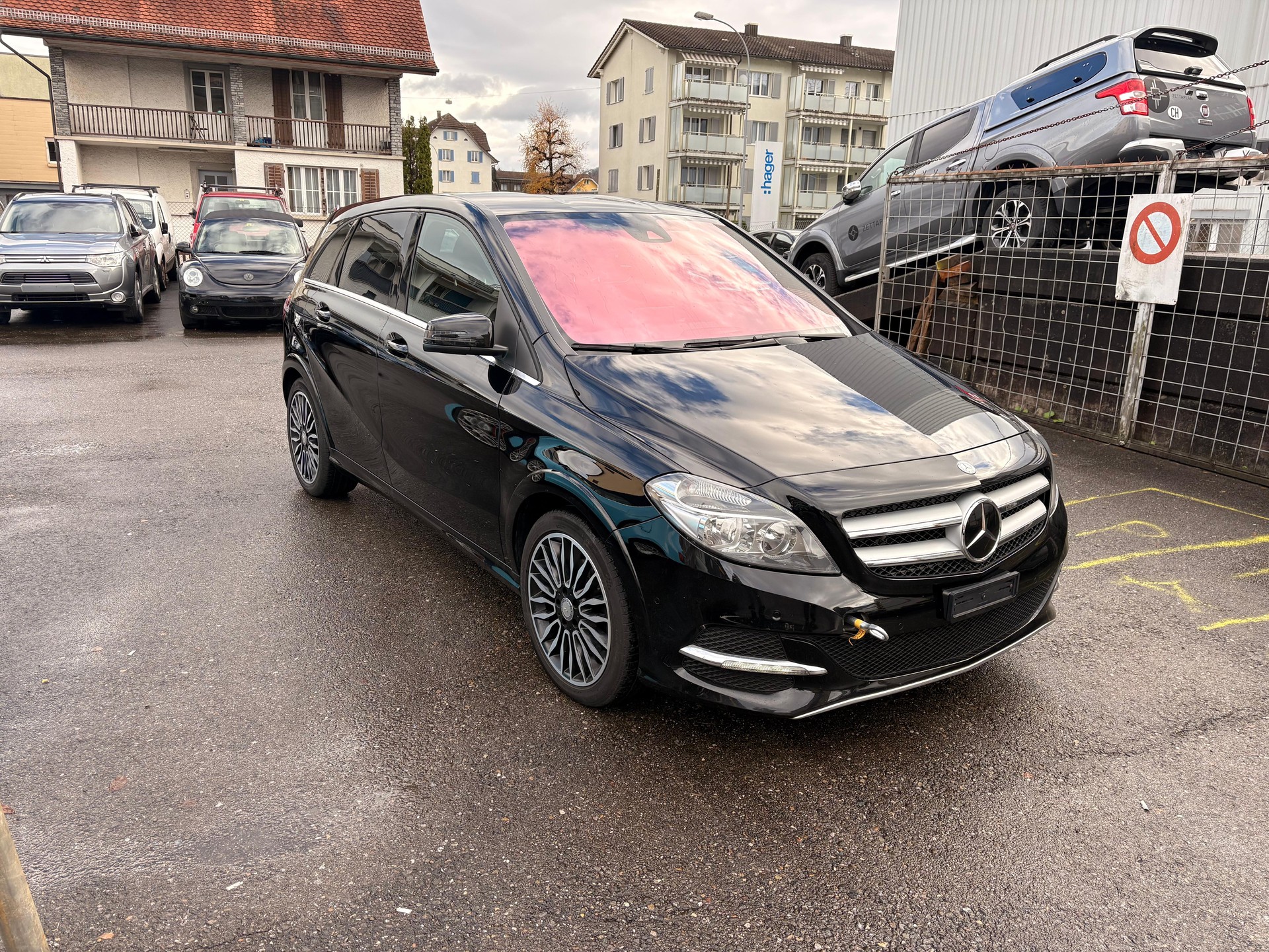 MERCEDES-BENZ B Electric Drive Style-image-1
