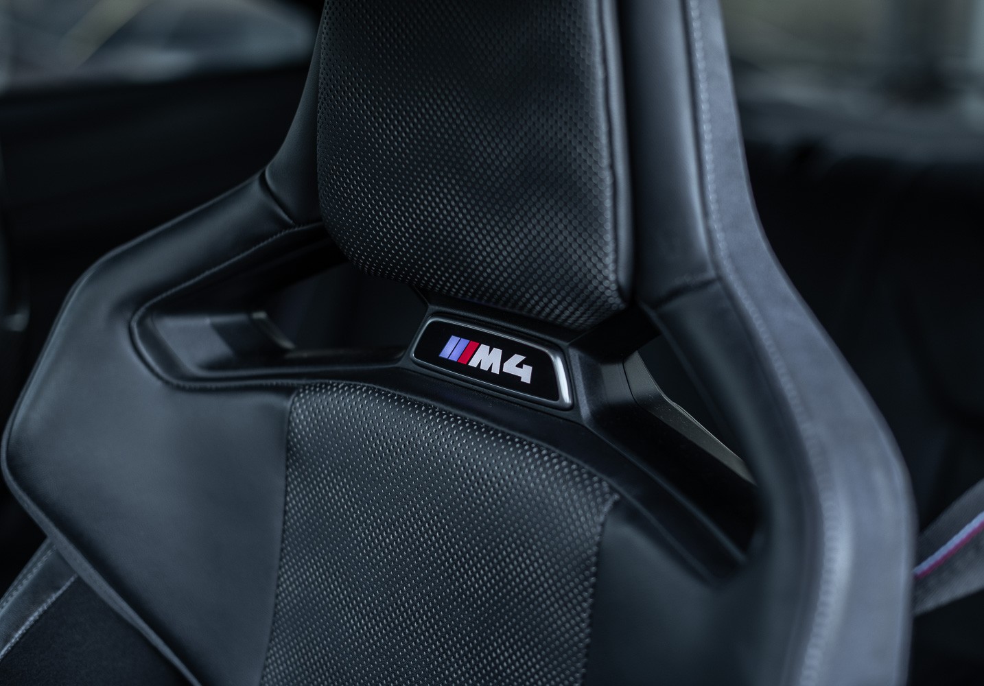 BMW M4 Coupé CompetitionM xDr-image-12