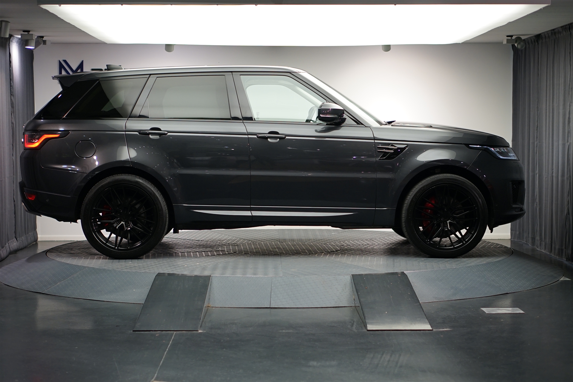 LAND ROVER Range Rover Sport 5.0 V8 S/C HSE Dynamic Automatic *CH-Fahrzeug* *Panoramadach* *Meridian Soundsystem*-image-3