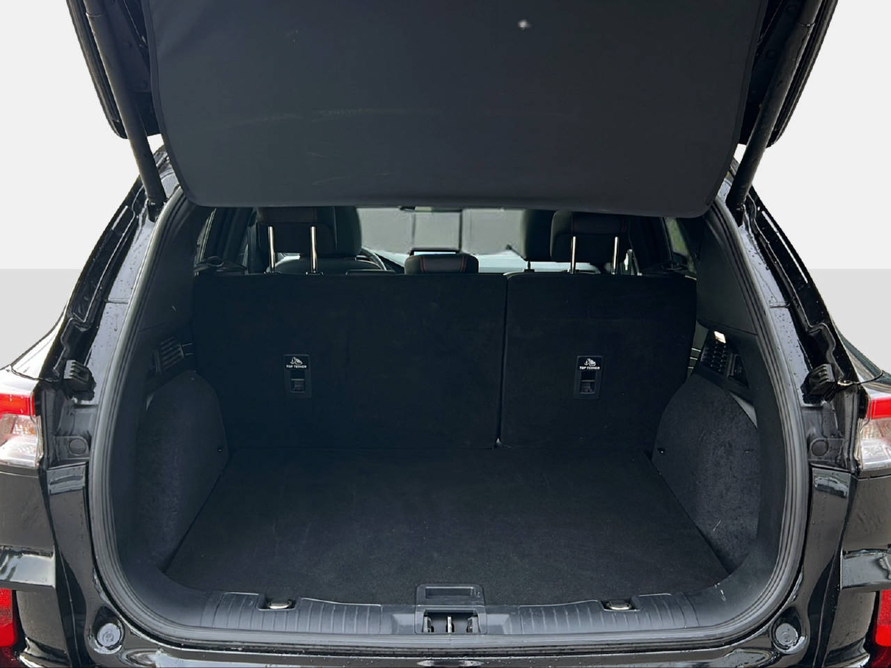 FORD Kuga 2.5 Plug-in Hybrid ST-Line X-image-13