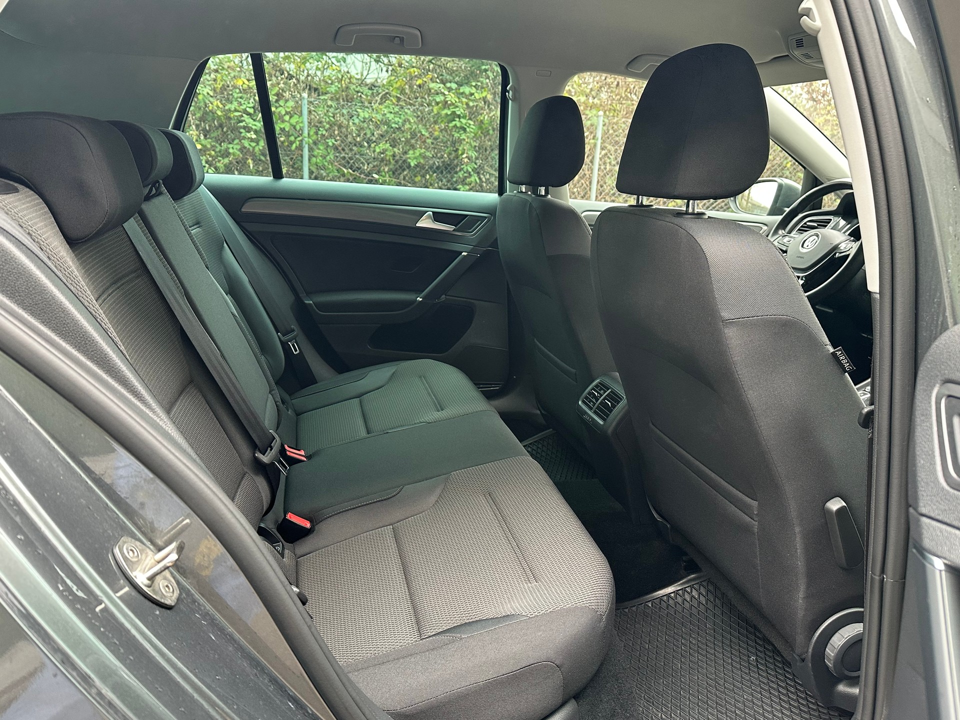 VW Golf 1.4 TSI Highline DSG-image-10
