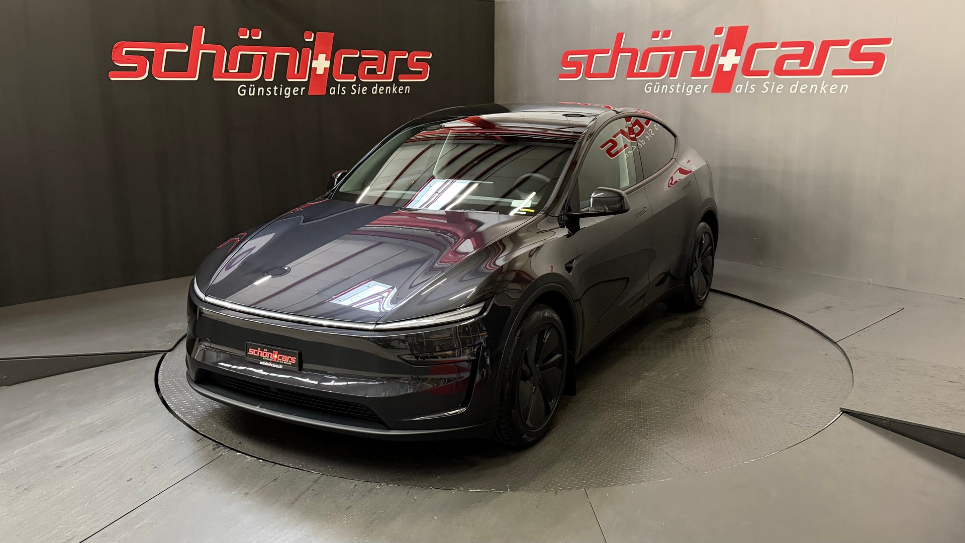 TESLA Model Y LR Premium AWD MY27 AHK-image-1