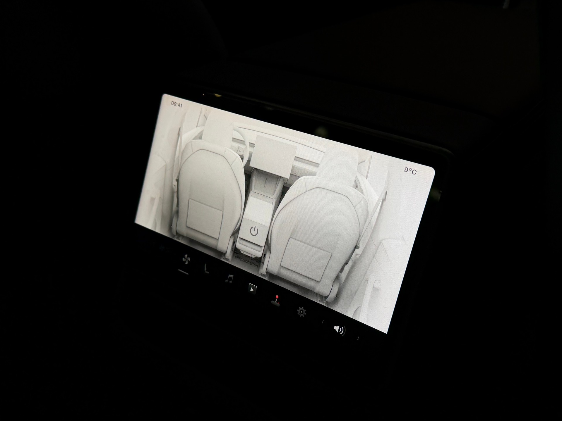 TESLA Model Y LR Premium AWD MY27 AHK-image-16