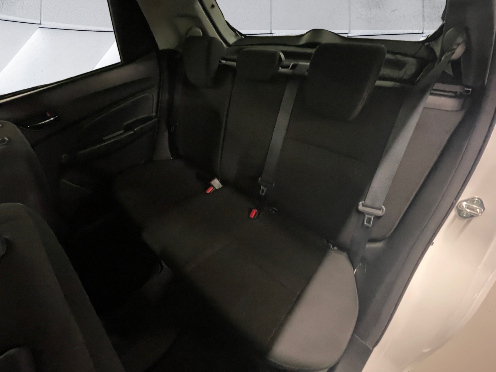 SUZUKI Swift 1.0 12V SHVS Compact Top Hybrid-image-14