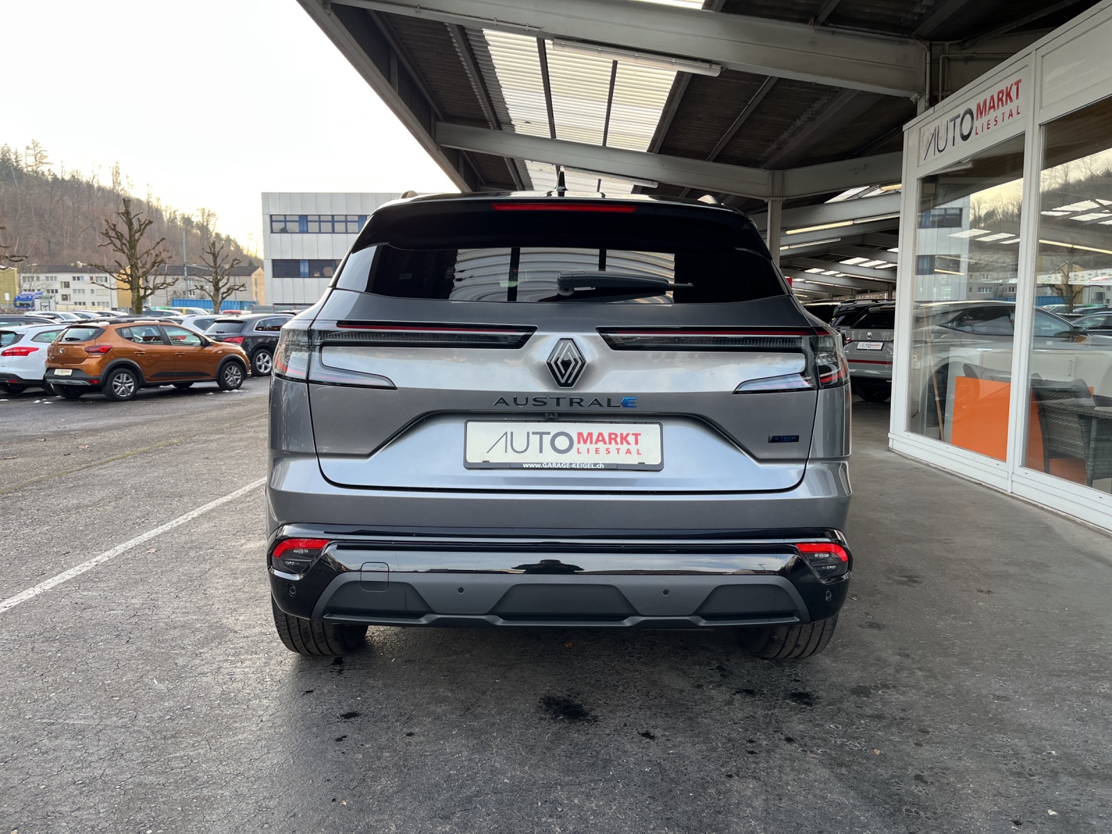 RENAULT Austral 1.2 HEV 200 Iconic Esprit Alpine A-image-3