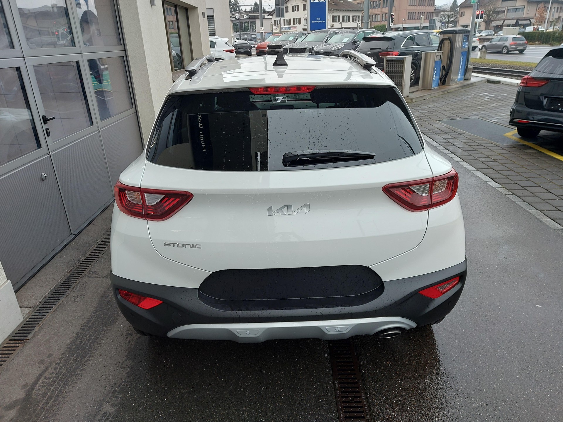 KIA Stonic 1.0 T-GDi Power Edition-image-10