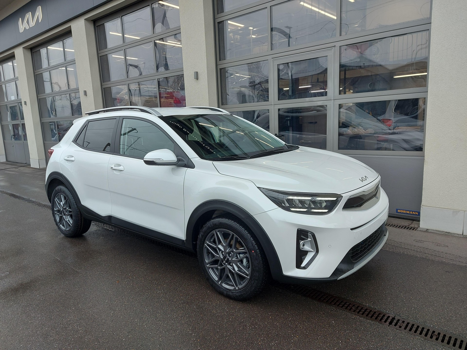 KIA Stonic 1.0 T-GDi Power Edition-image-6