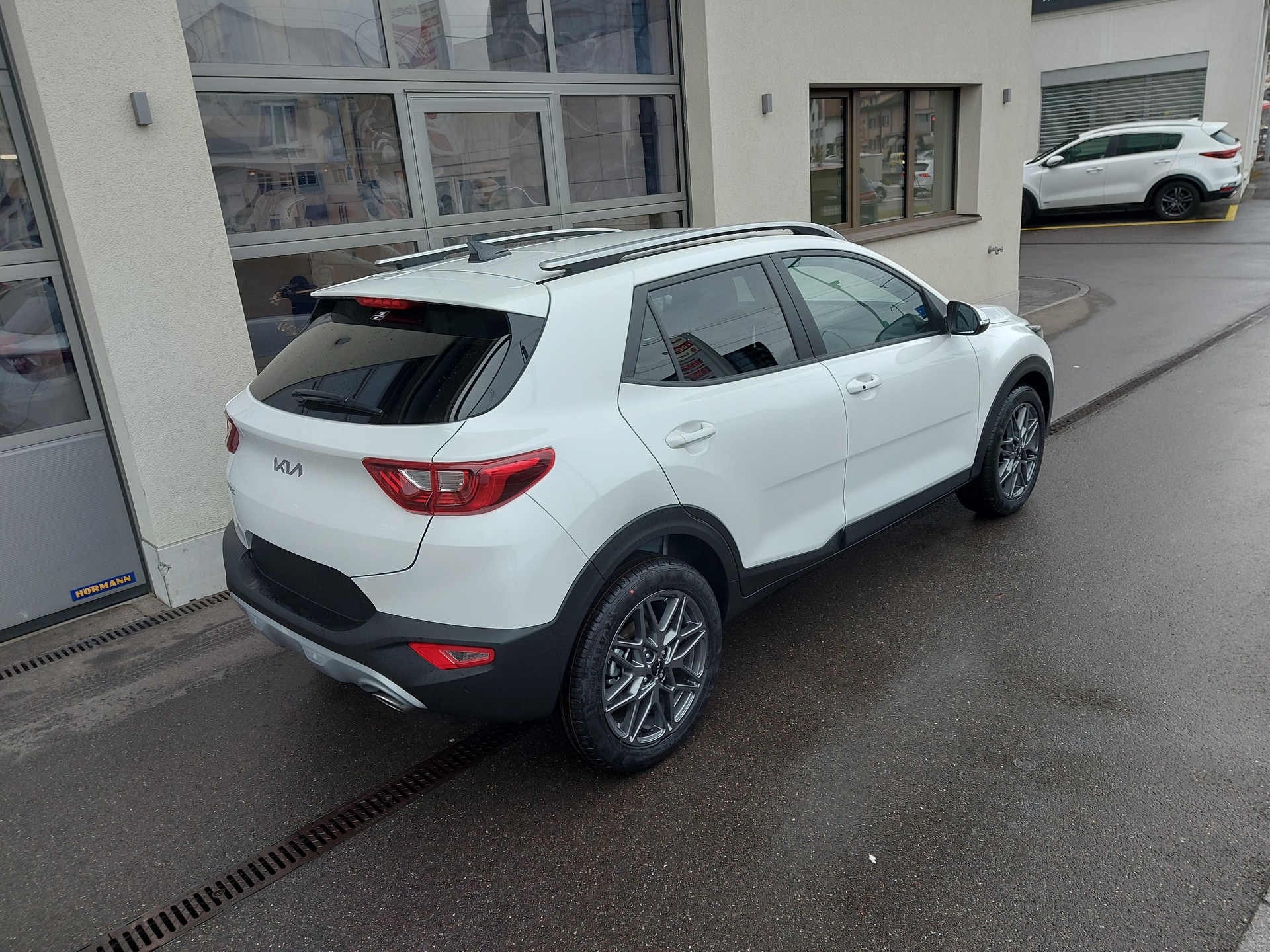 KIA Stonic 1.0 T-GDi Power Edition-image-9