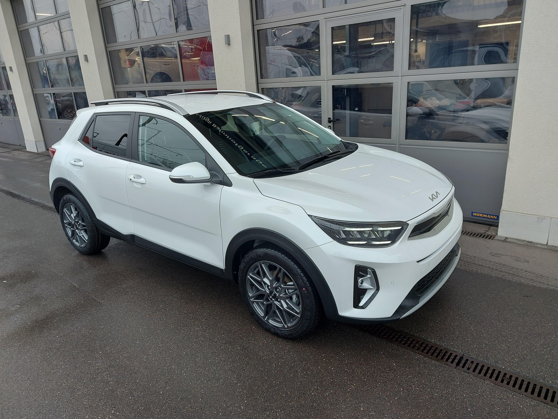 KIA Stonic 1.0 T-GDi Power Edition-image-7