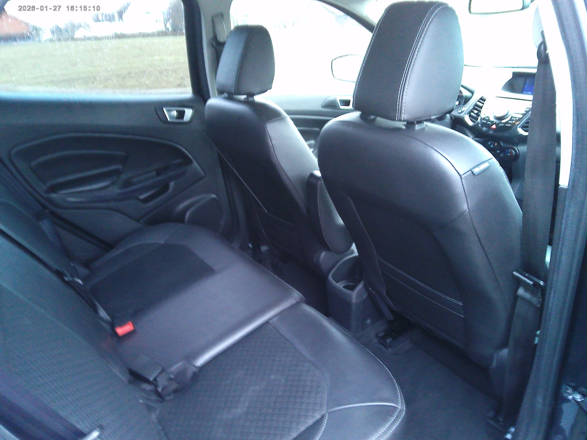 FORD EcoSport 1.0 SCTi Titanium-image-12