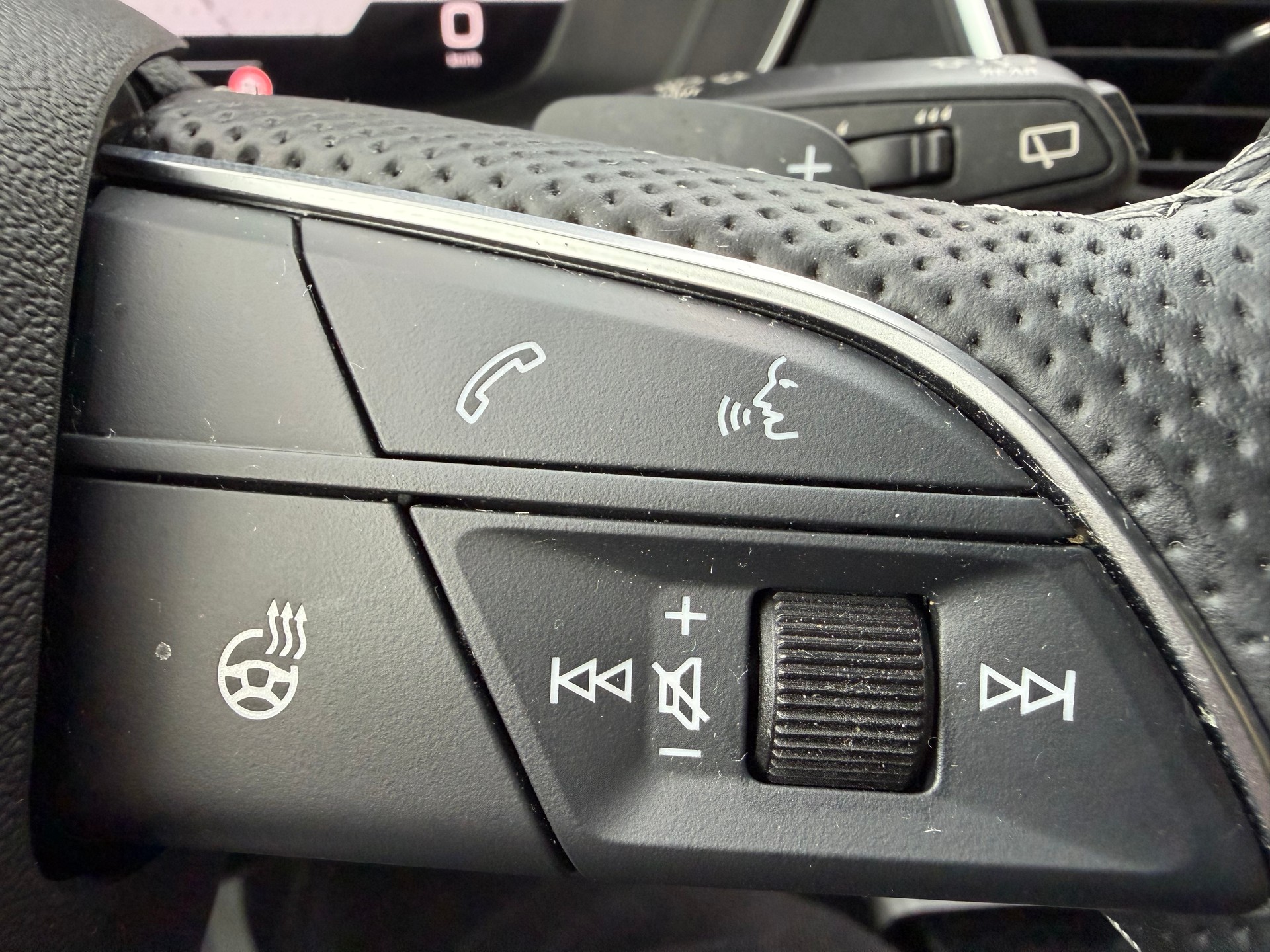AUDI SQ5 TDI quattro tiptronic-image-23