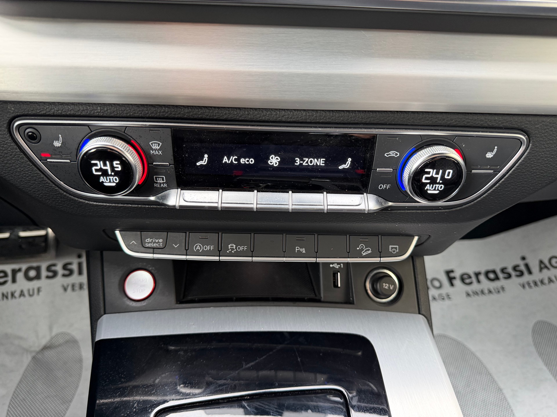 AUDI SQ5 TDI quattro tiptronic-image-22