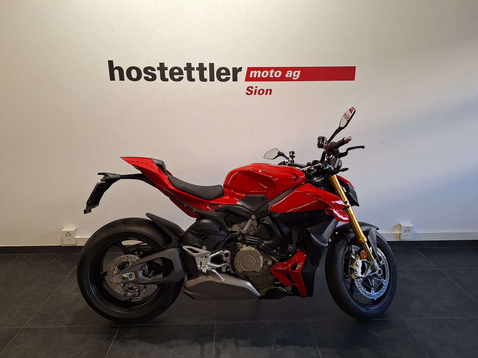 DUCATI Streetfighter V4 S-showroom-element-1