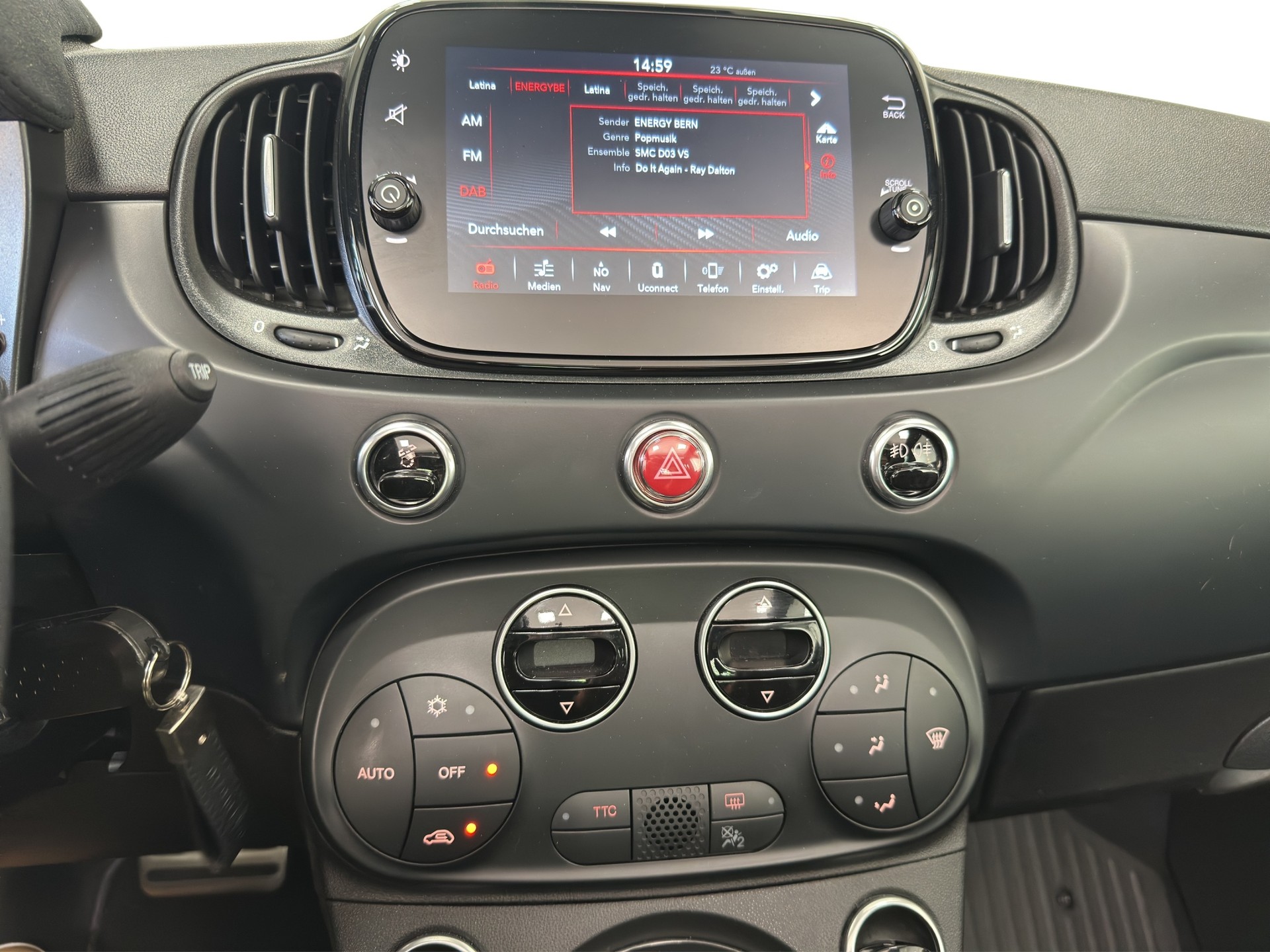 FIAT 695C 1.4 16V Turbo Abarth Competizione Dualogic-image-25