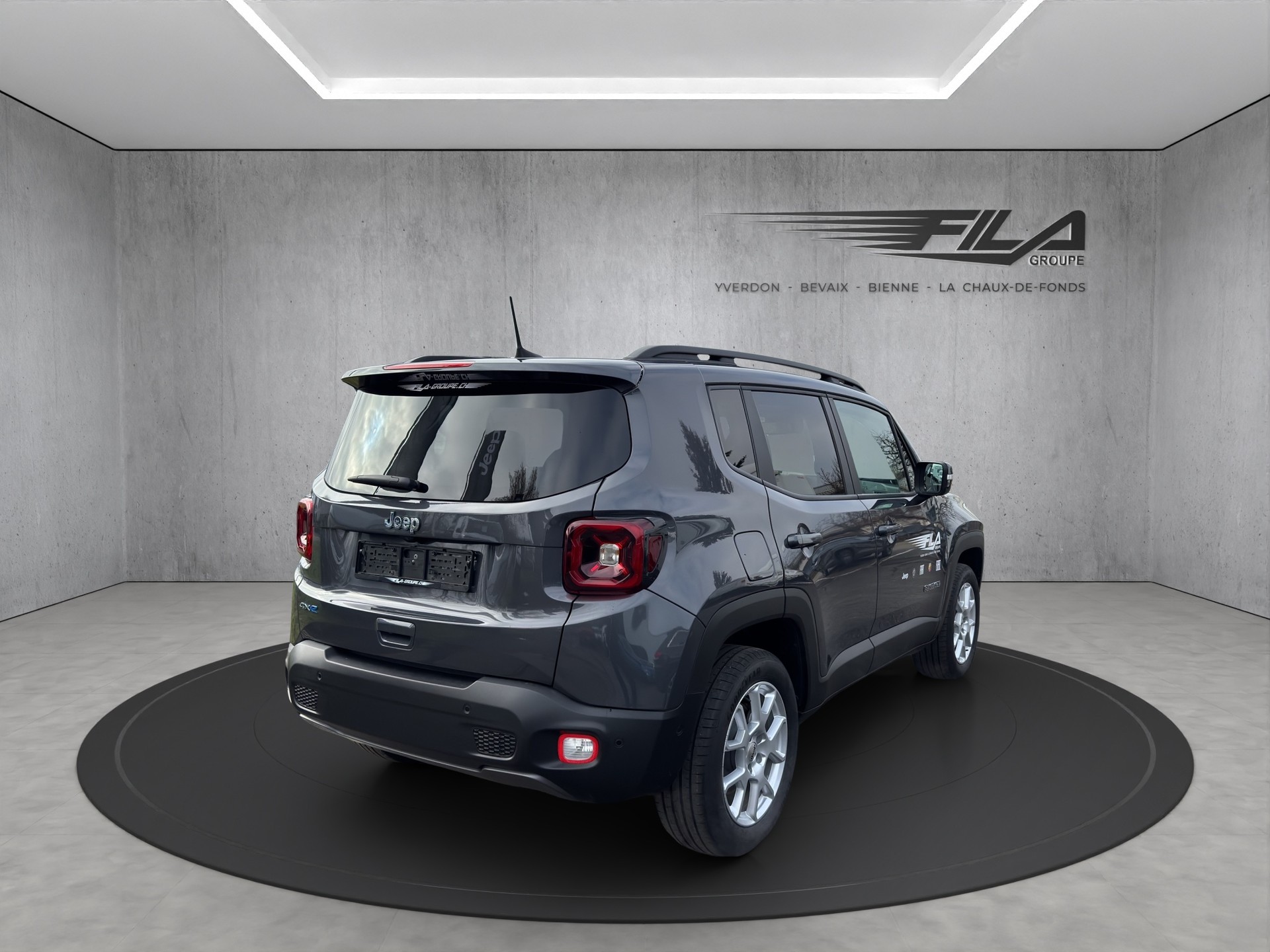 JEEP RENEGADE 4xe 1.3 190cv Swiss Limited-image-4
