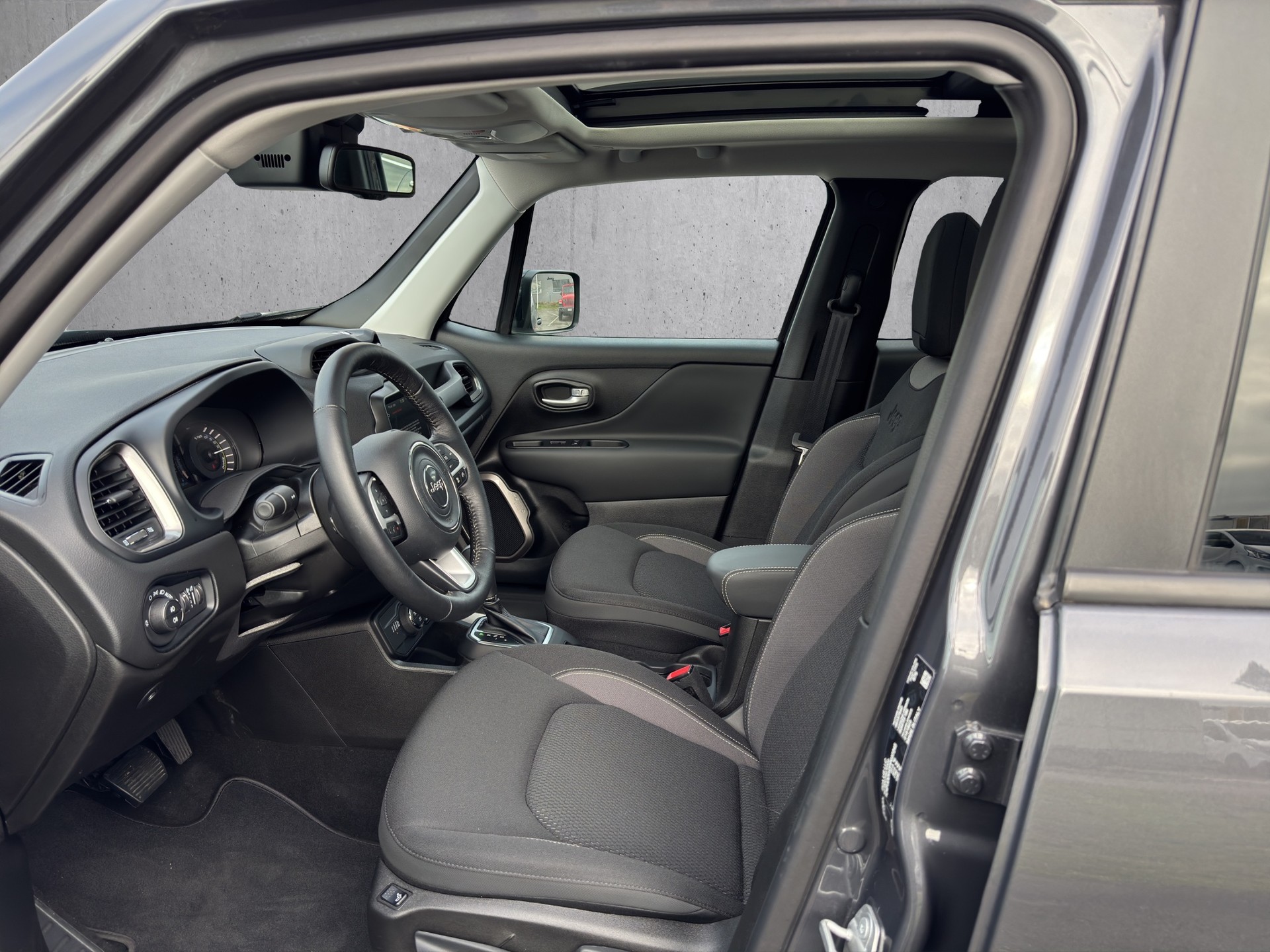 JEEP RENEGADE 4xe 1.3 190cv Swiss Limited-image-6