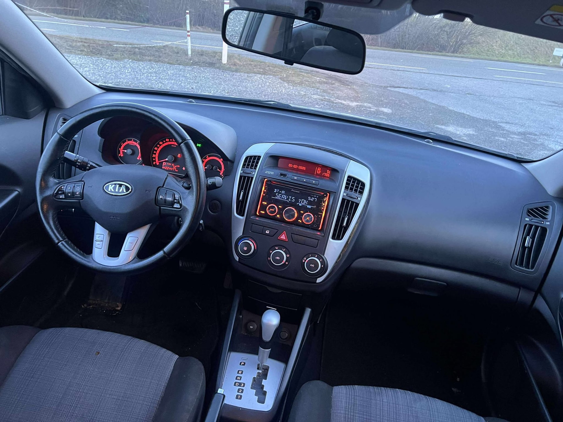 KIA Cee'd 1.6 Automat-image-2
