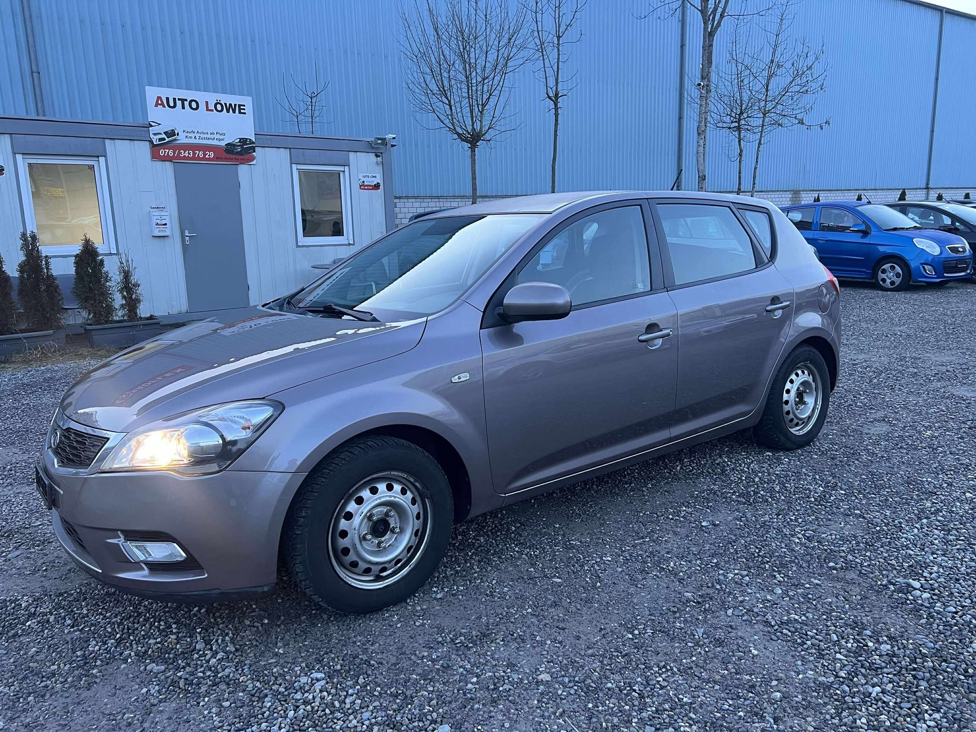 KIA Cee'd 1.6 Automat-image-3