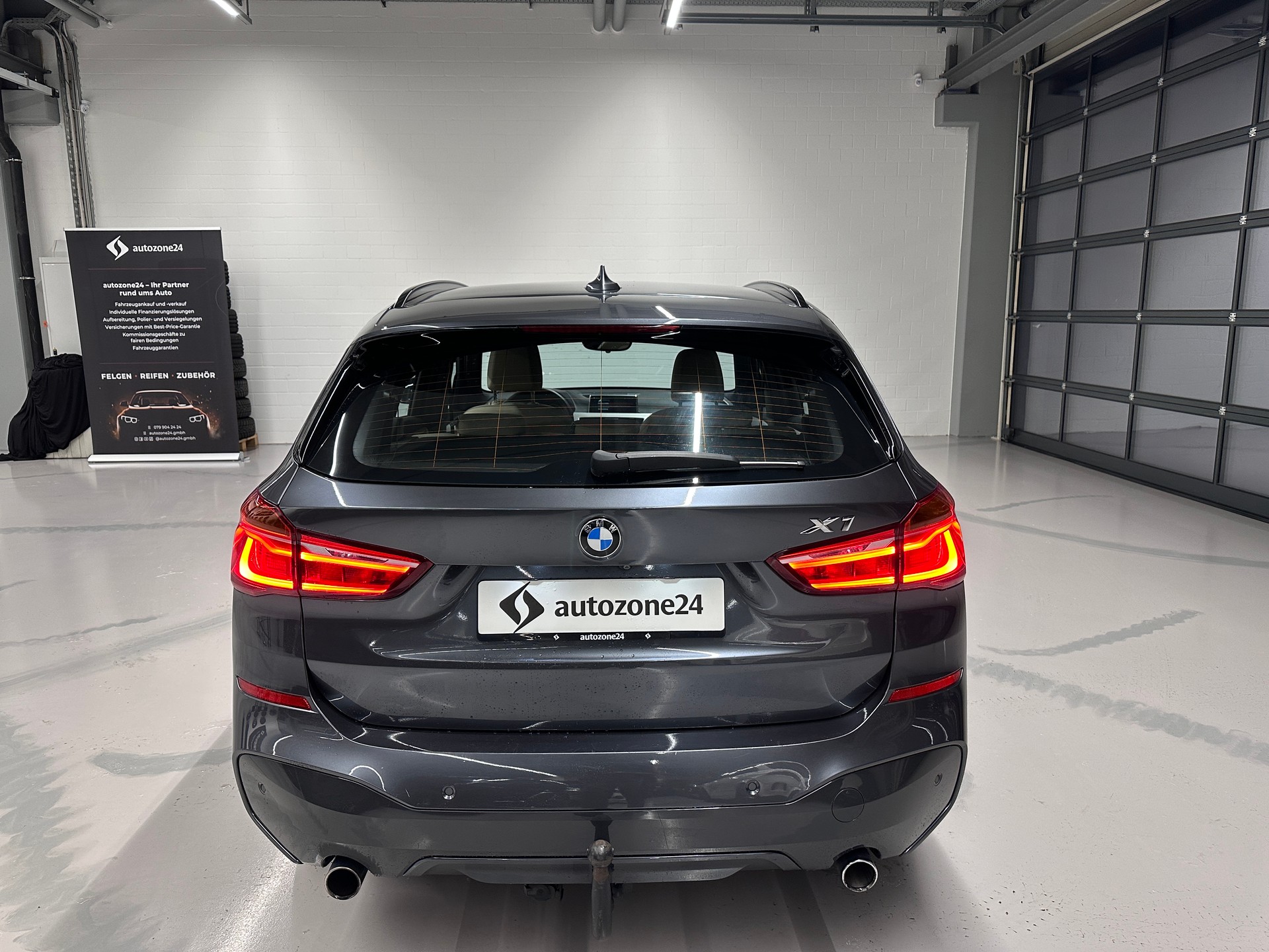 BMW X1 25i xDrive M-Sport *CH-Auto*Lückenlose Servicehistorie bei BMW*Frisch ab MFK*-image-7