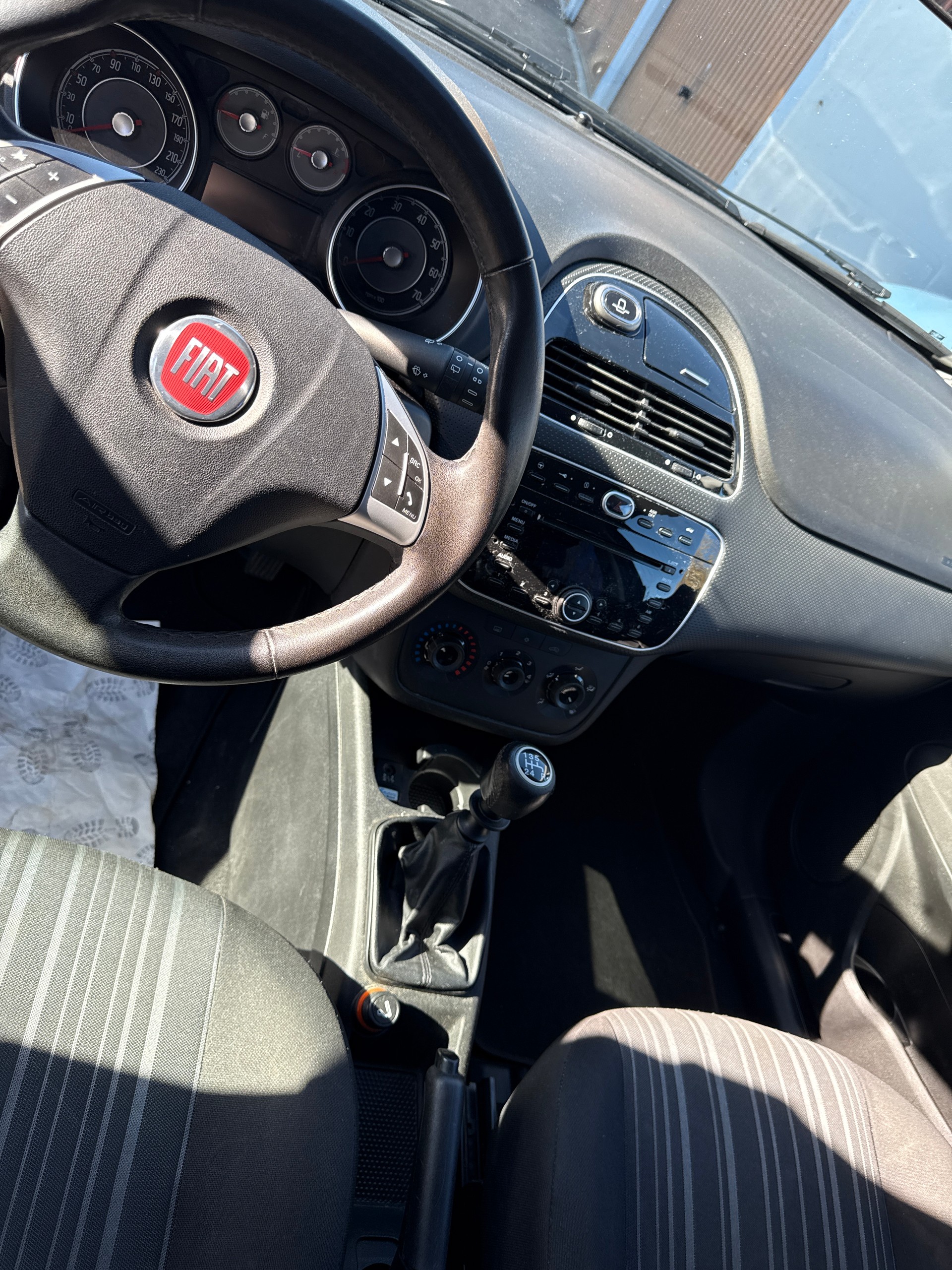 FIAT Punto Evo 1.4 Dynamic-image-14