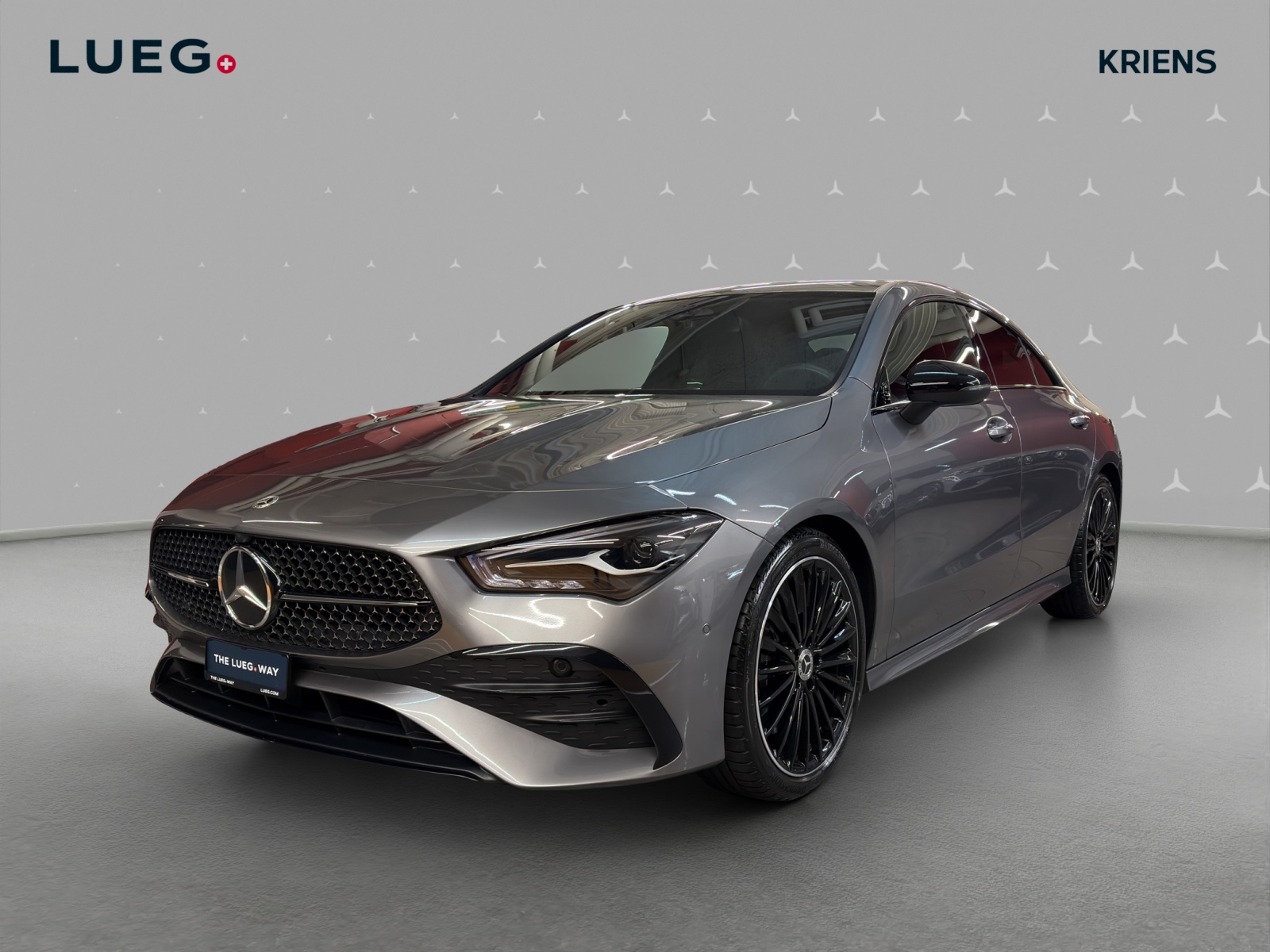 MERCEDES-BENZ CLA 250 4M - AMG / Panorama-Dach / Rückfahrkamera / Ambiente-Licht-image-0