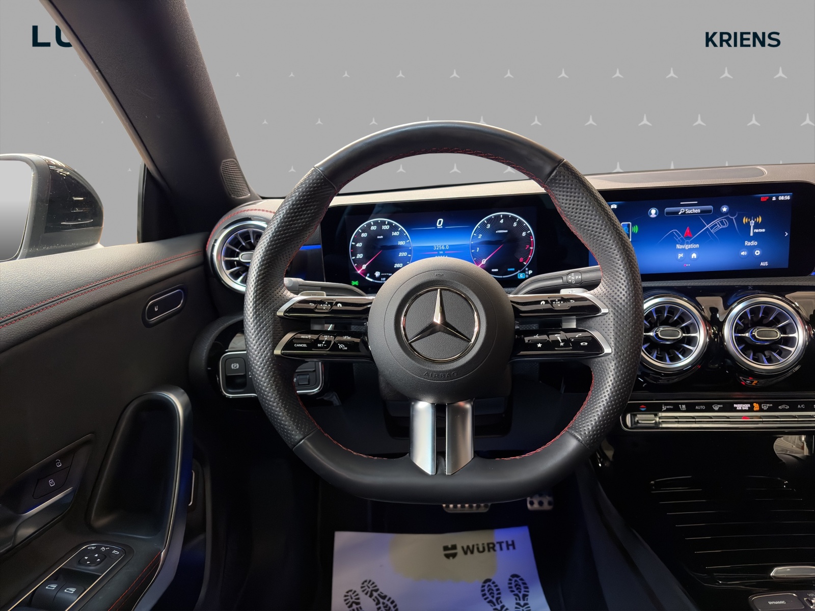 MERCEDES-BENZ CLA 250 4M - AMG / Panorama-Dach / Rückfahrkamera / Ambiente-Licht-image-9