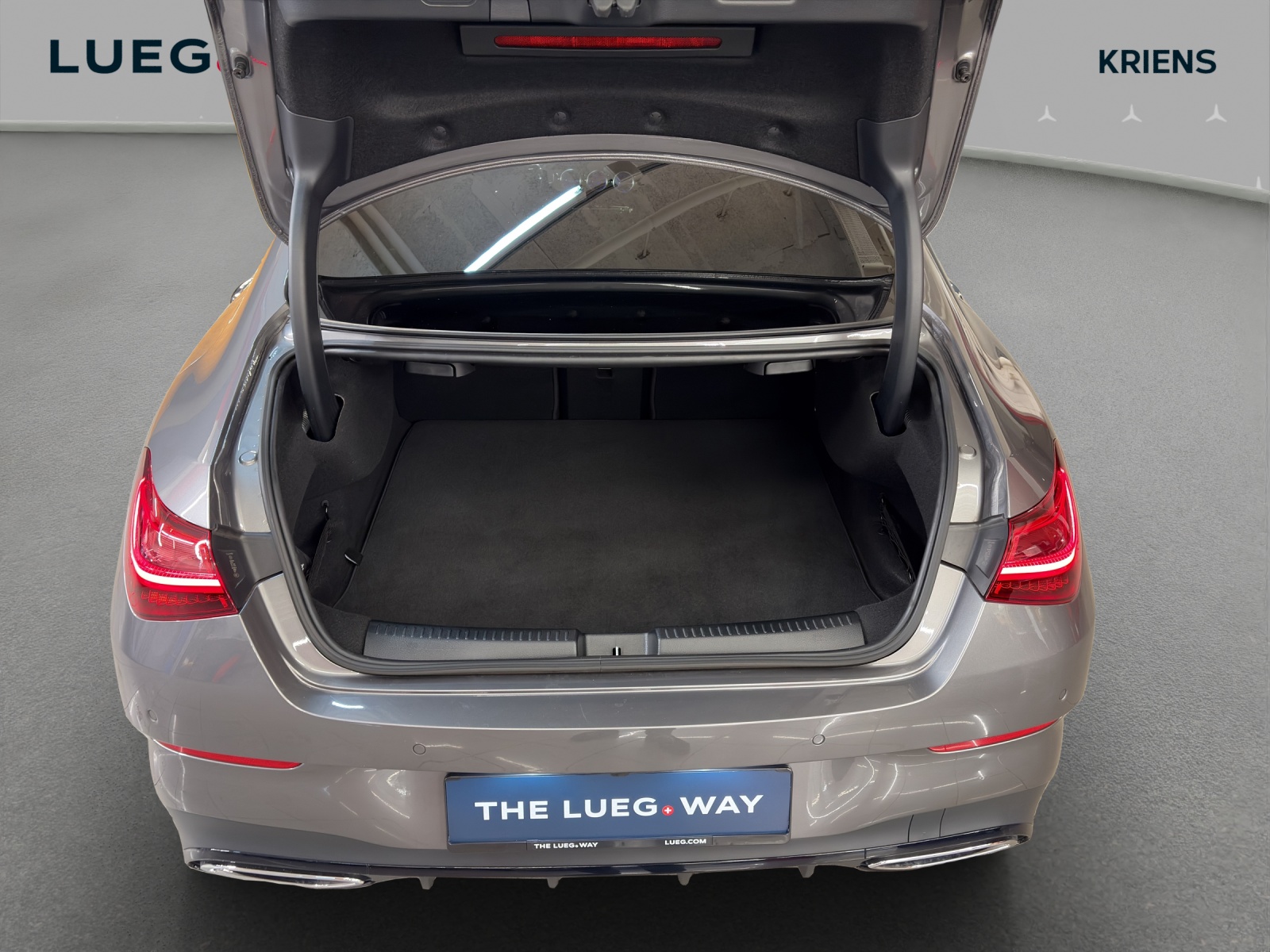 MERCEDES-BENZ CLA 250 4M - AMG / Panorama-Dach / Rückfahrkamera / Ambiente-Licht-image-14
