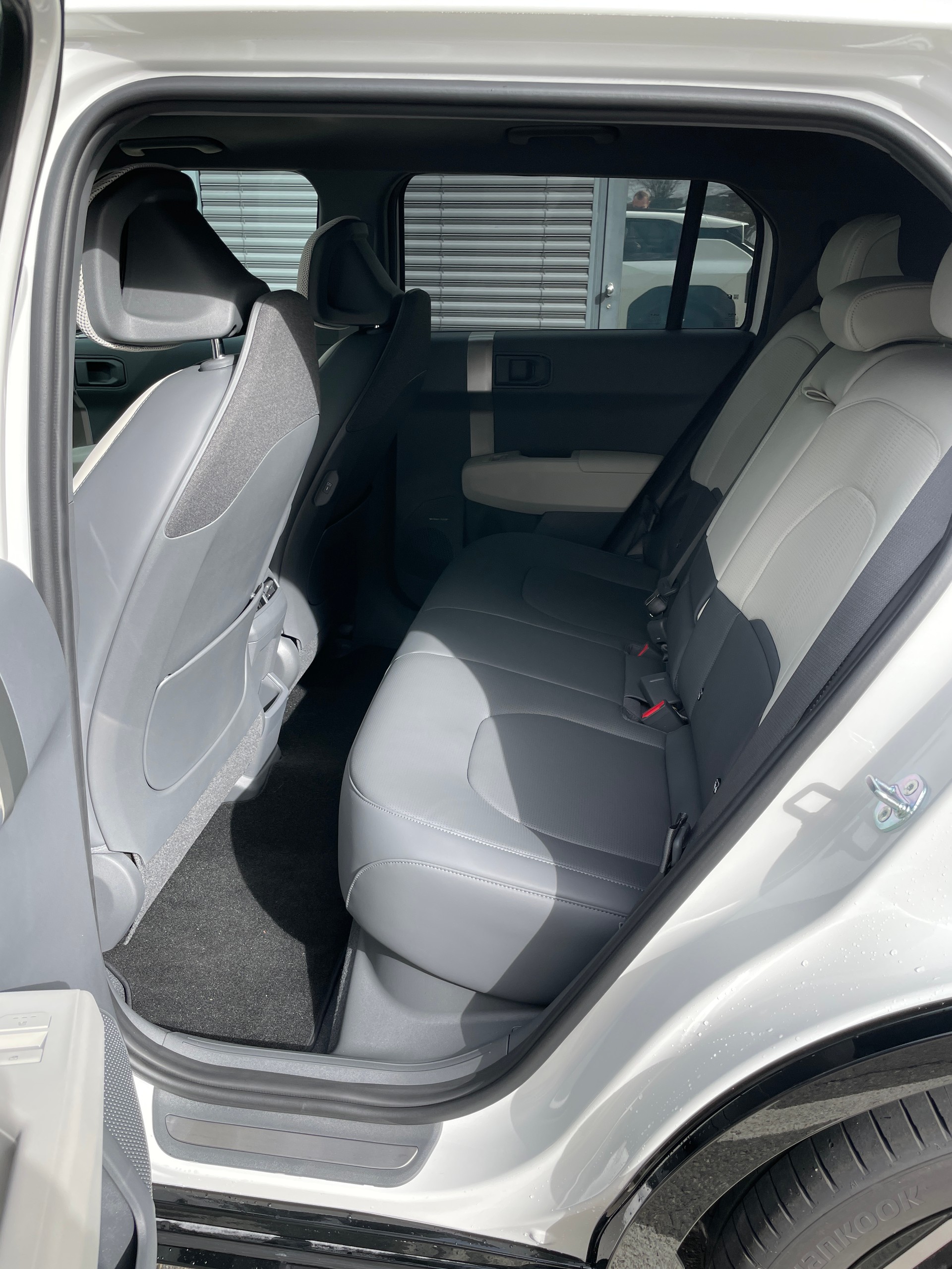 KIA EV3 81,4 kWh GT-Line mit GT-Line Pack und Panoramadach! V2L Funktion-image-12