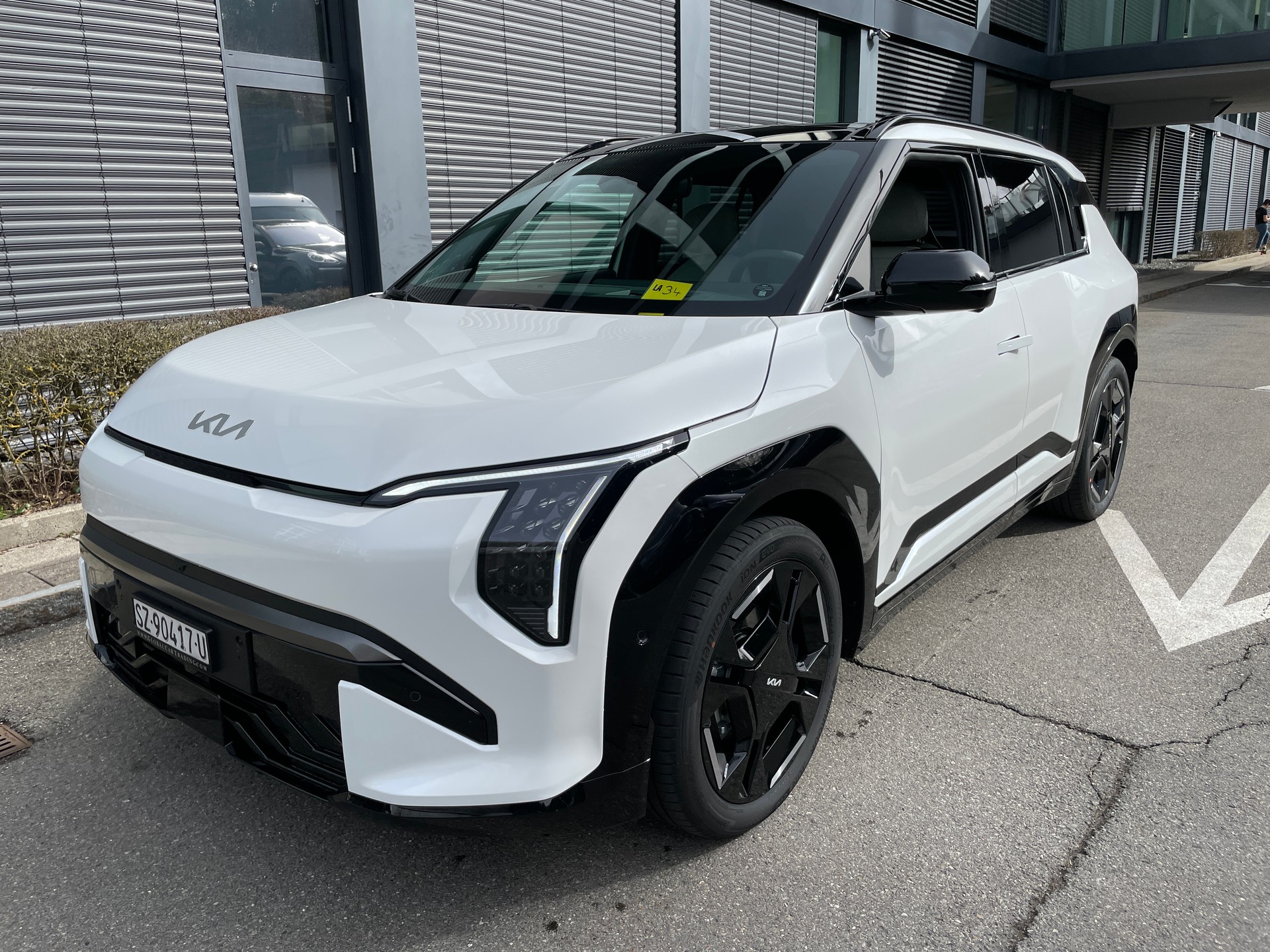 KIA EV3 81,4 kWh GT-Line mit GT-Line Pack und Panoramadach! V2L Funktion