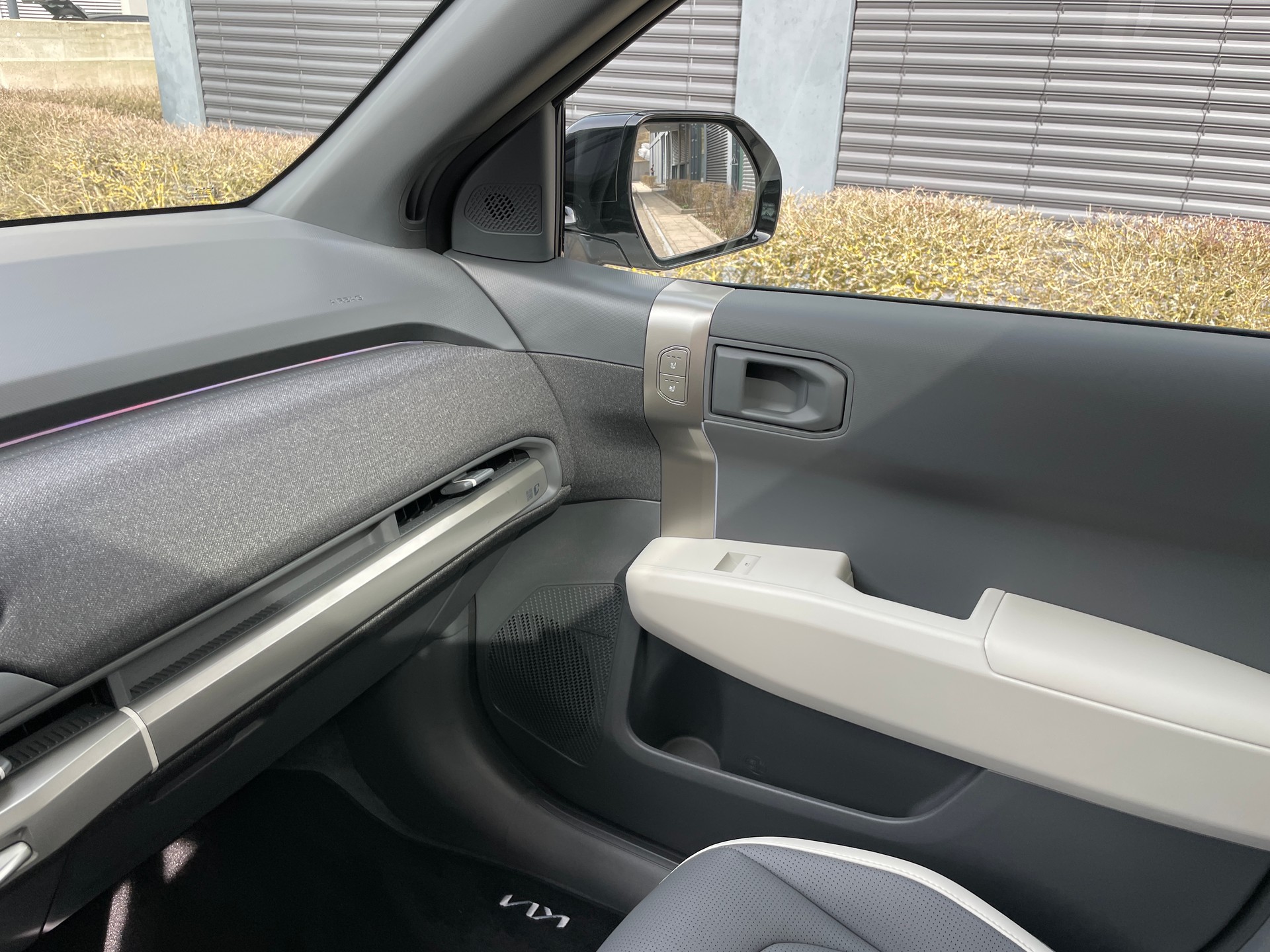 KIA EV3 81,4 kWh GT-Line mit GT-Line Pack und Panoramadach! V2L Funktion-image-21