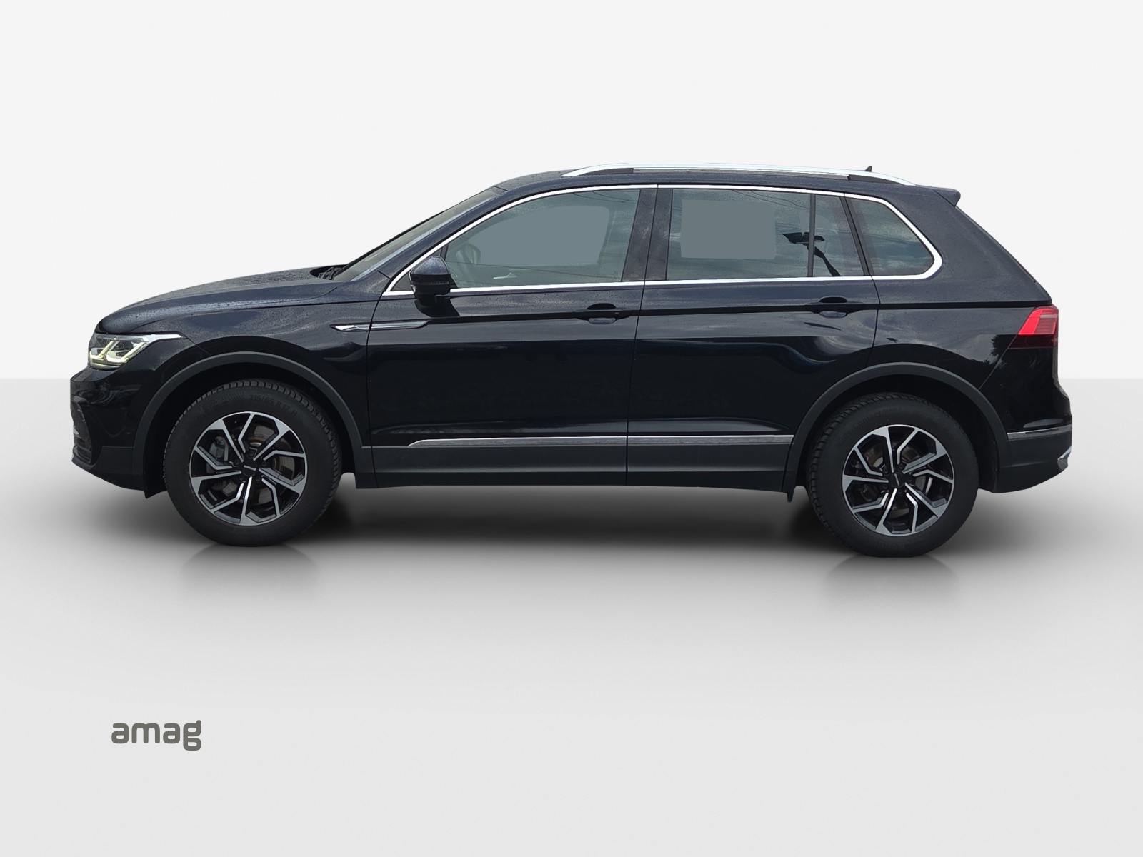 VW Tiguan 2.0 TDI SCR Elegance 4Motion DSG-image-1