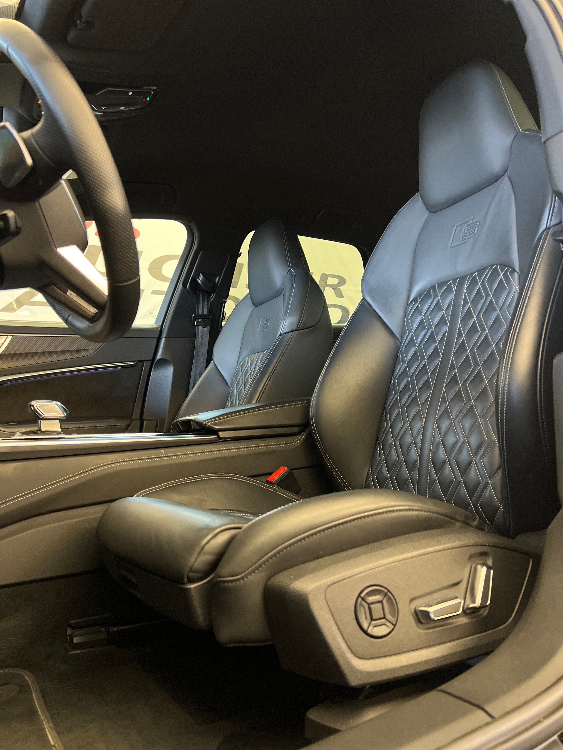 AUDI S6 Avant 3.0 TDI quattro tiptronic-image-6