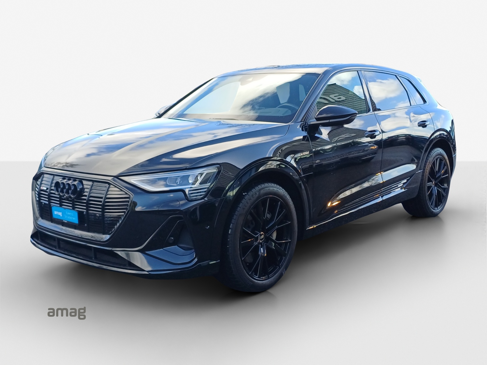 AUDI e-tron 55 S Line Black Edition quattro-image-0