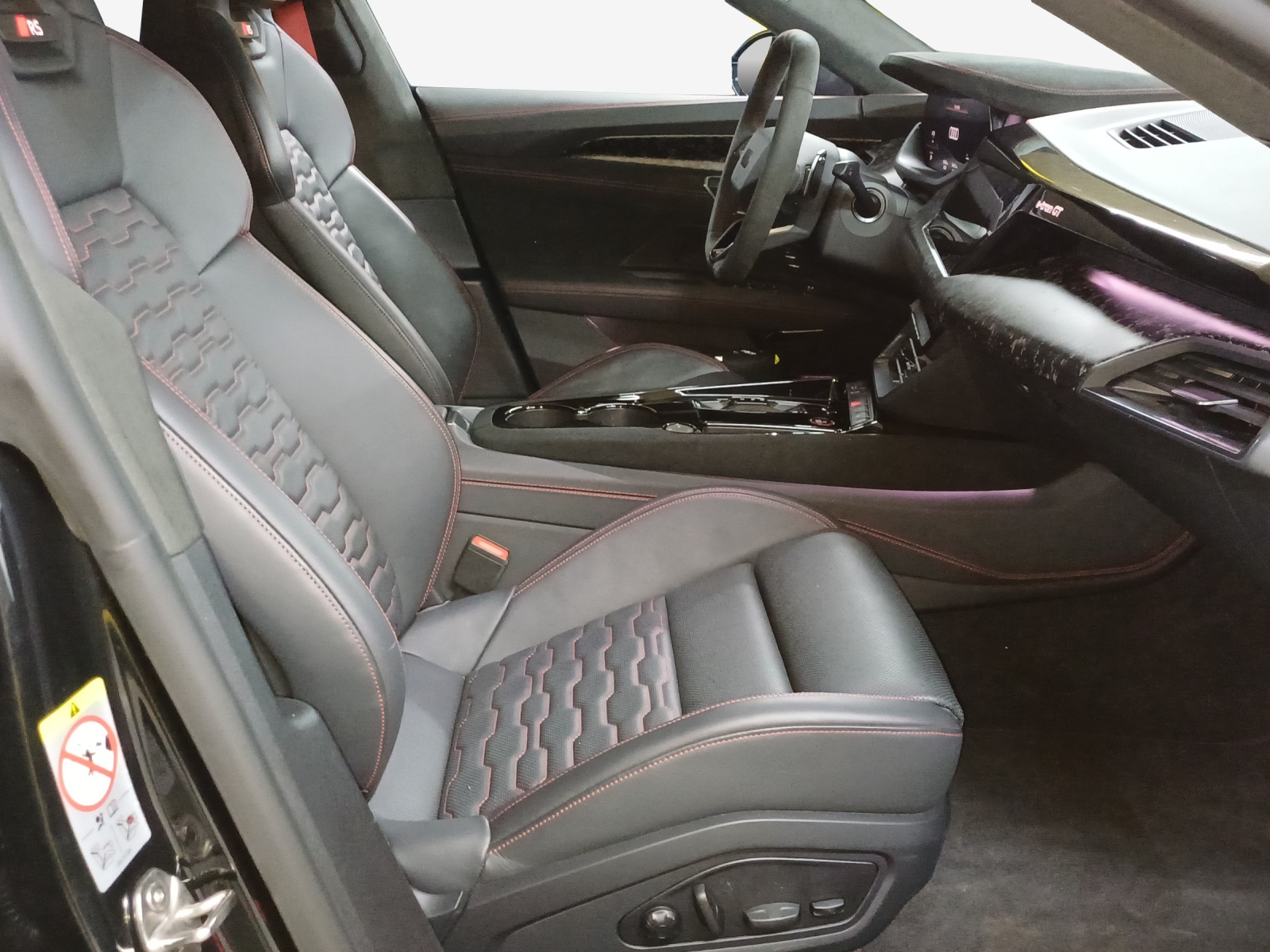 AUDI RS e-tron GT performance quattro-image-13